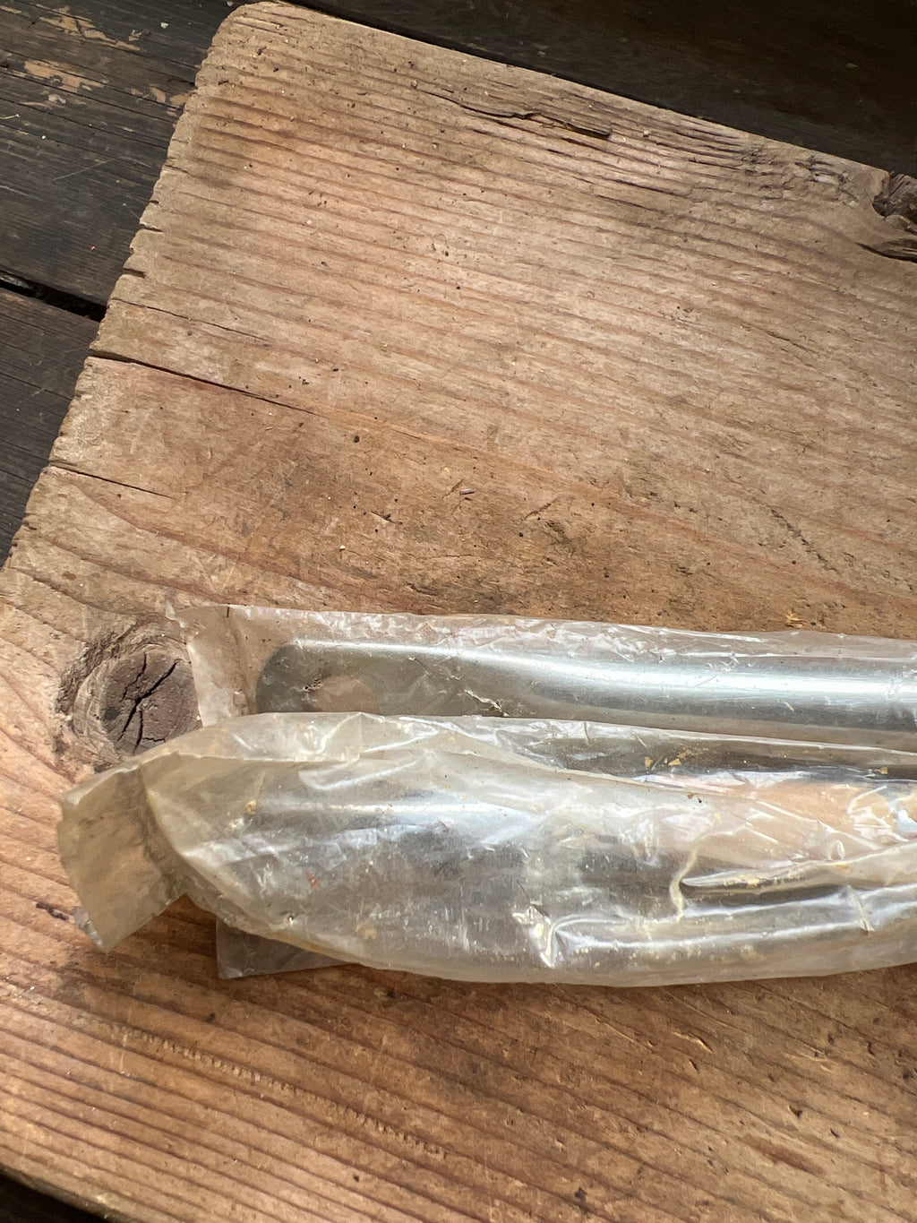 Front mudguard chrome stays NOS