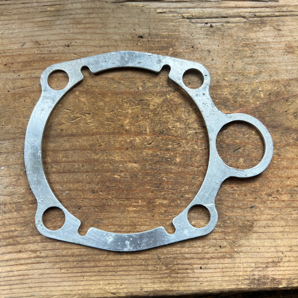 BSA B40 Decompression plate under barrel