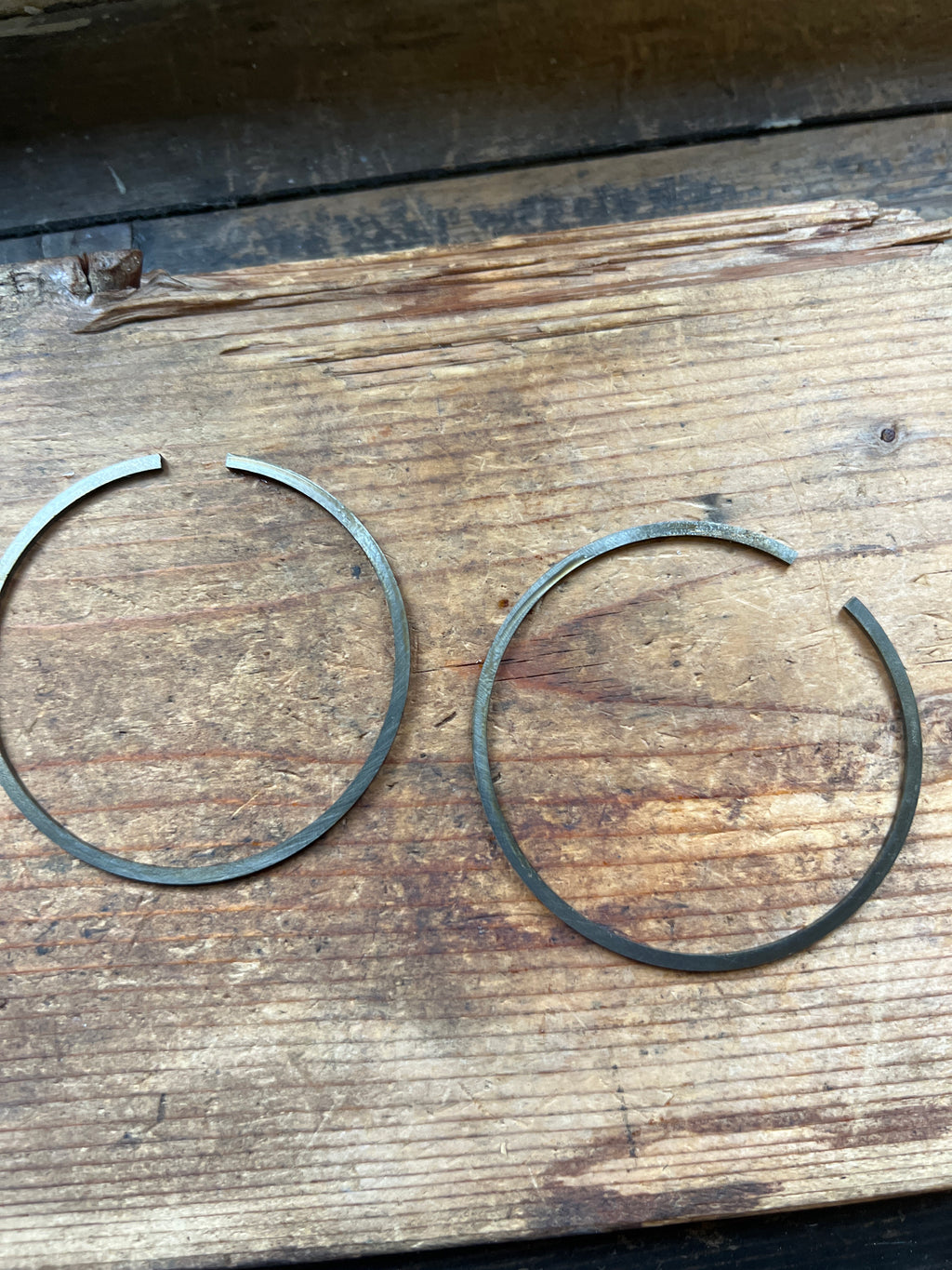 Royal Enfield 350cc single OHV & SV +40 Piston compression rings NOS