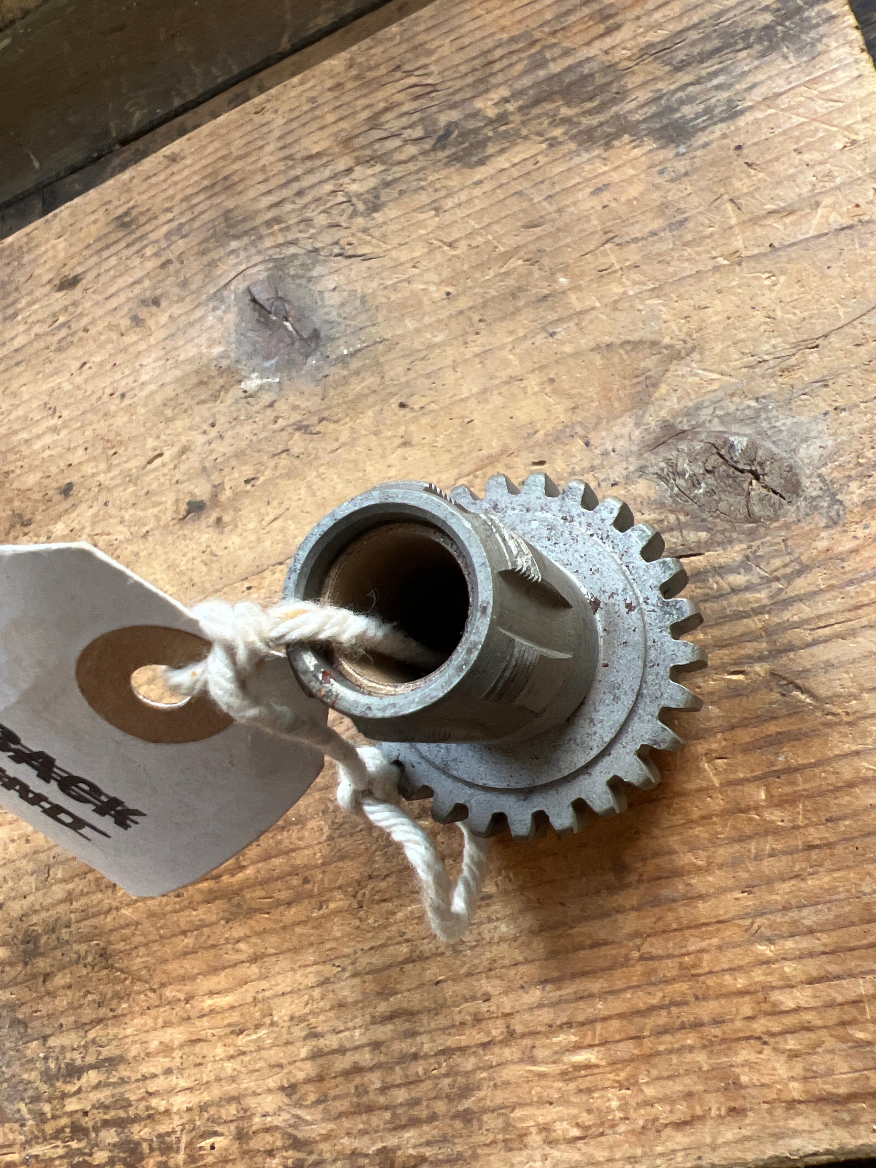 BSA Bantam 90-1582 3 speed gearbox main shaft sleeve gear