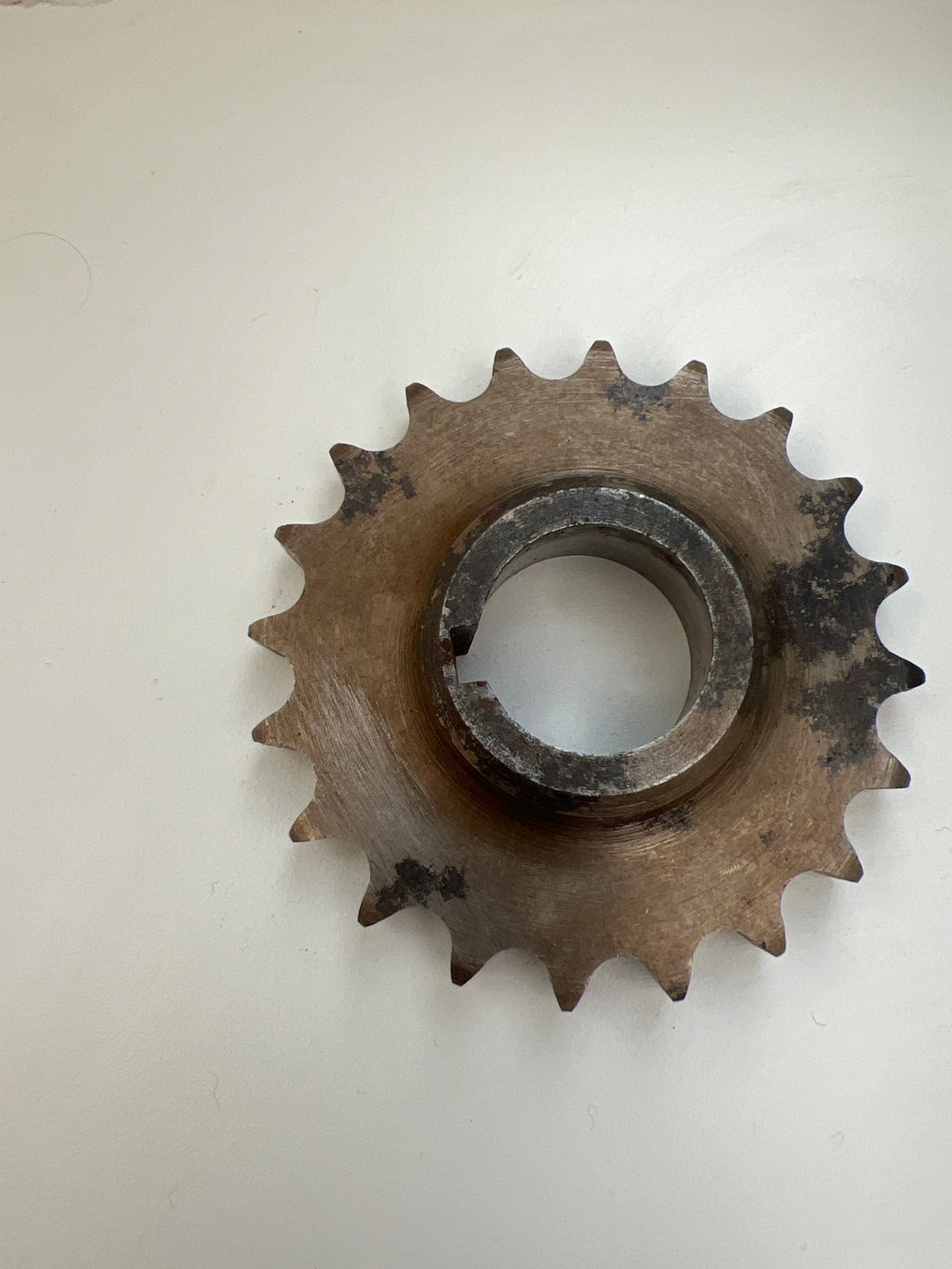 Norton Engine sprocket 88SS 99SS 650SS T2180D 20 Tooth NOS