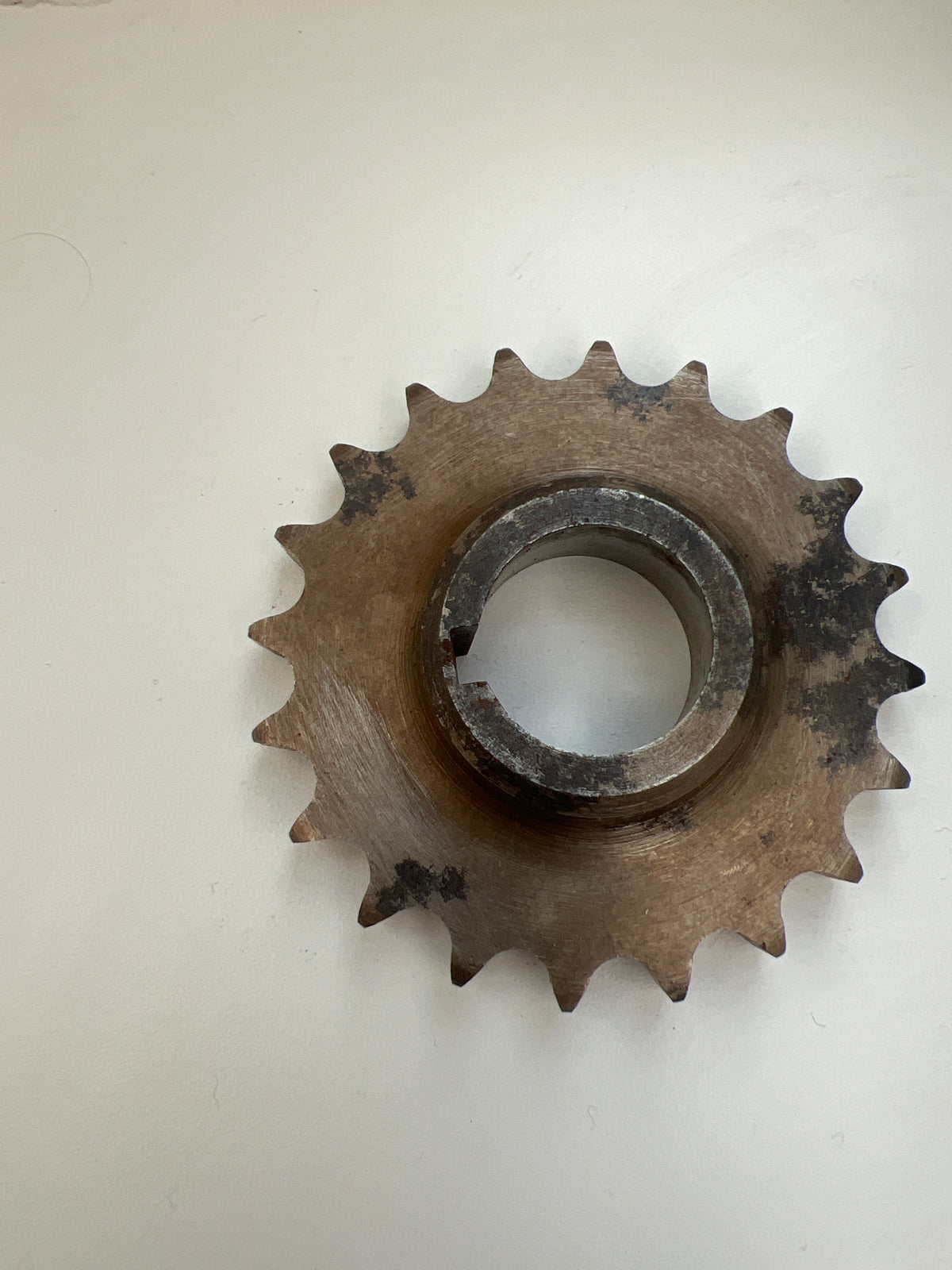Norton Engine sprocket 88SS 99SS 650SS T2180D 20 Tooth NOS