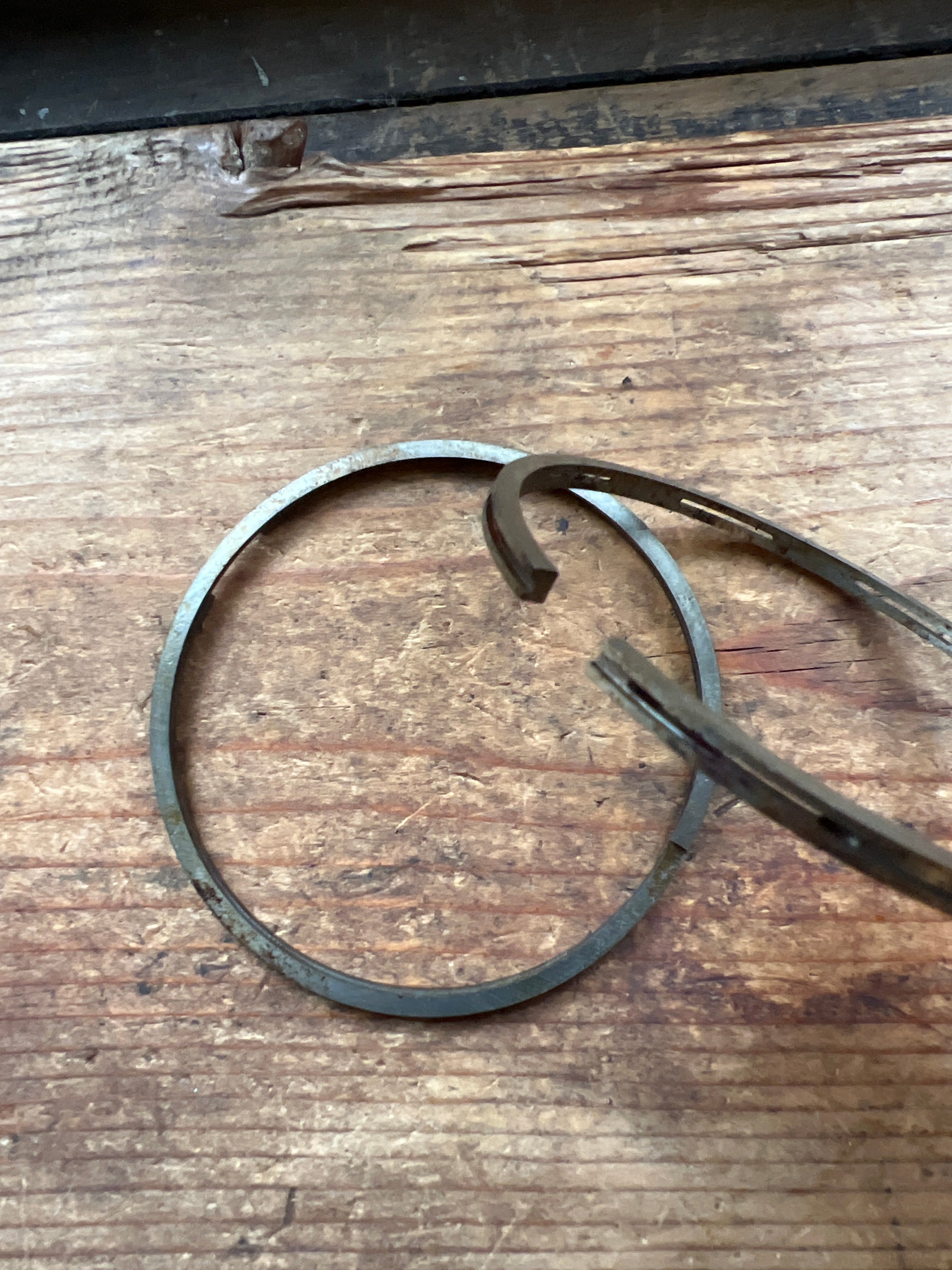 Triumph 350cc Single Tiger 80 +40 piston ring set NOS