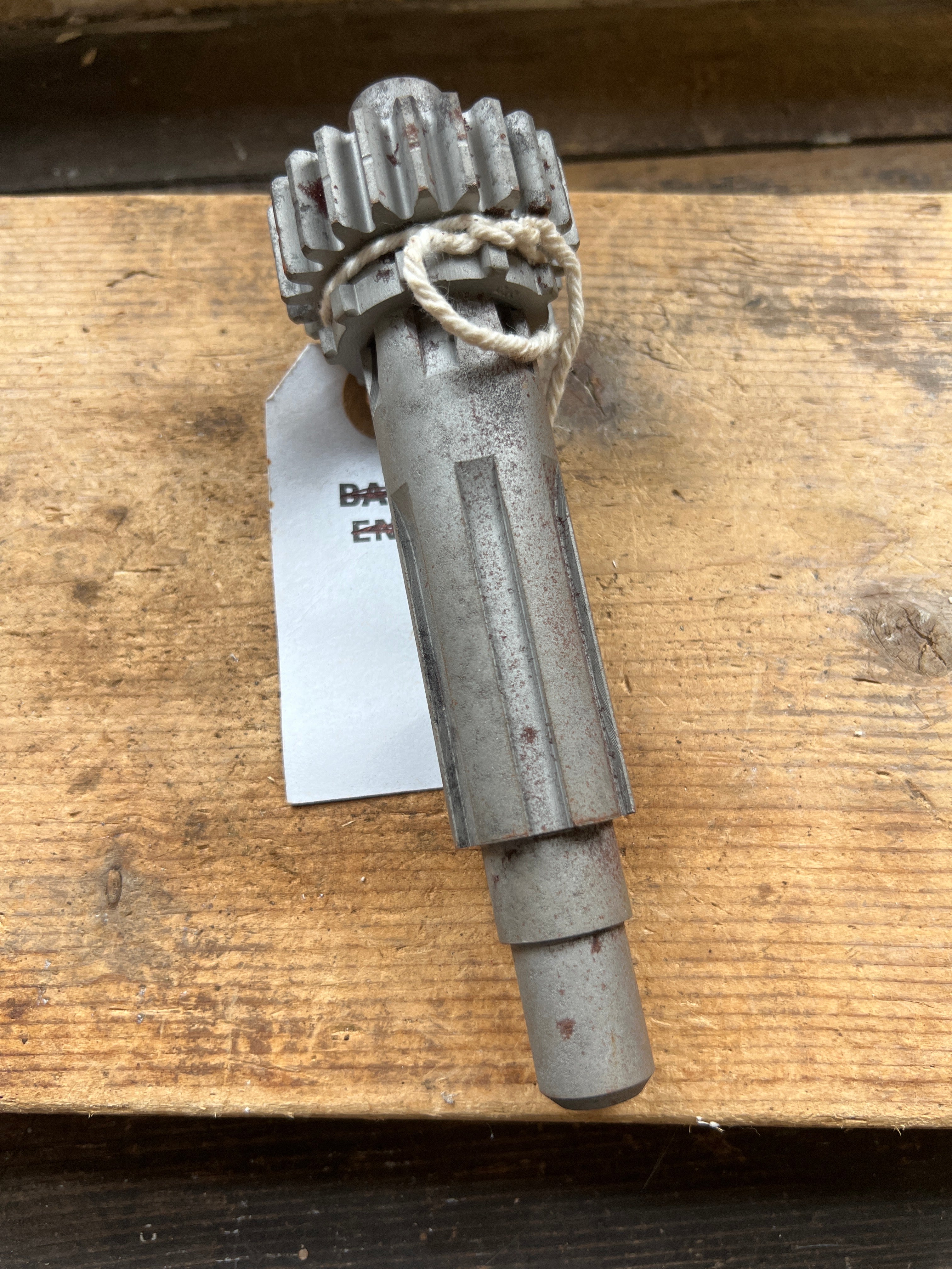 Triumph 650 unit or T150 4 speed layshaft & gear 22Tooth