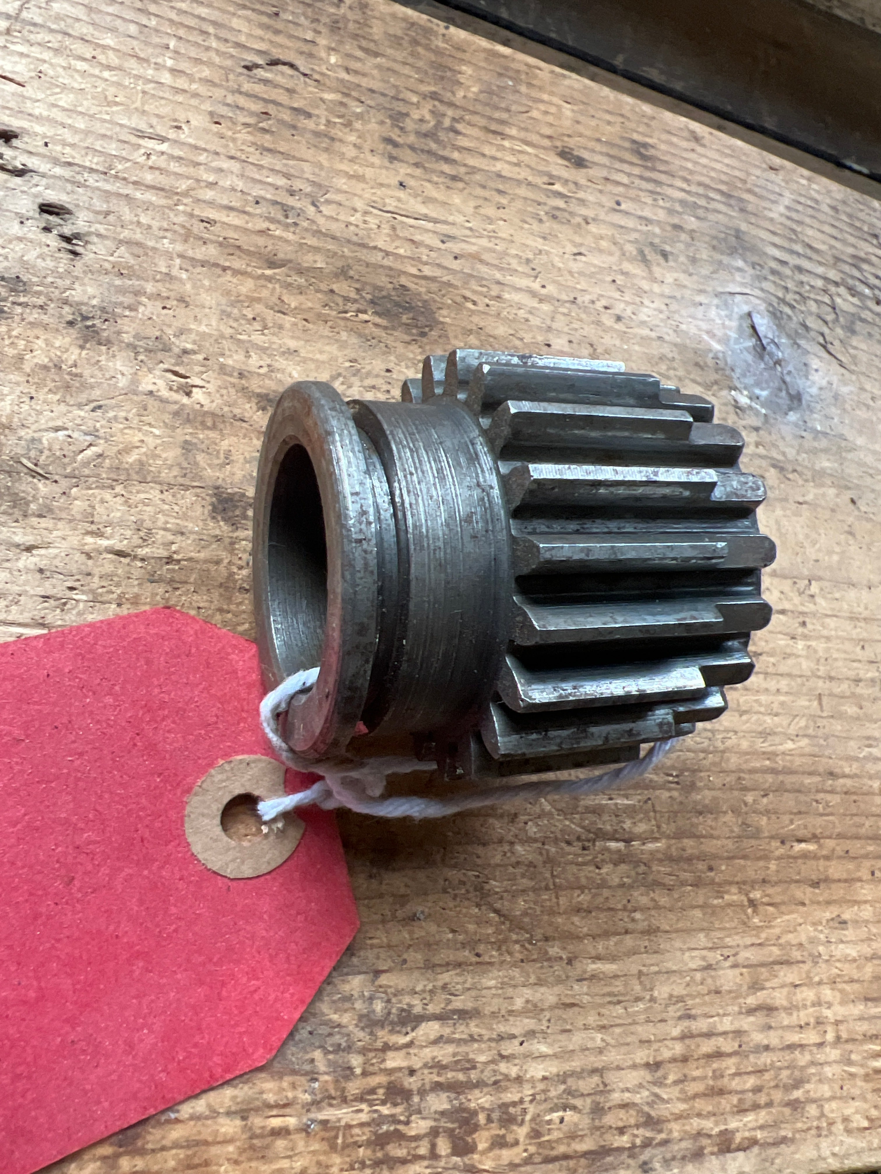 Triumph T916 4 speed gearbox 2nd gear 20T standard sliding gear