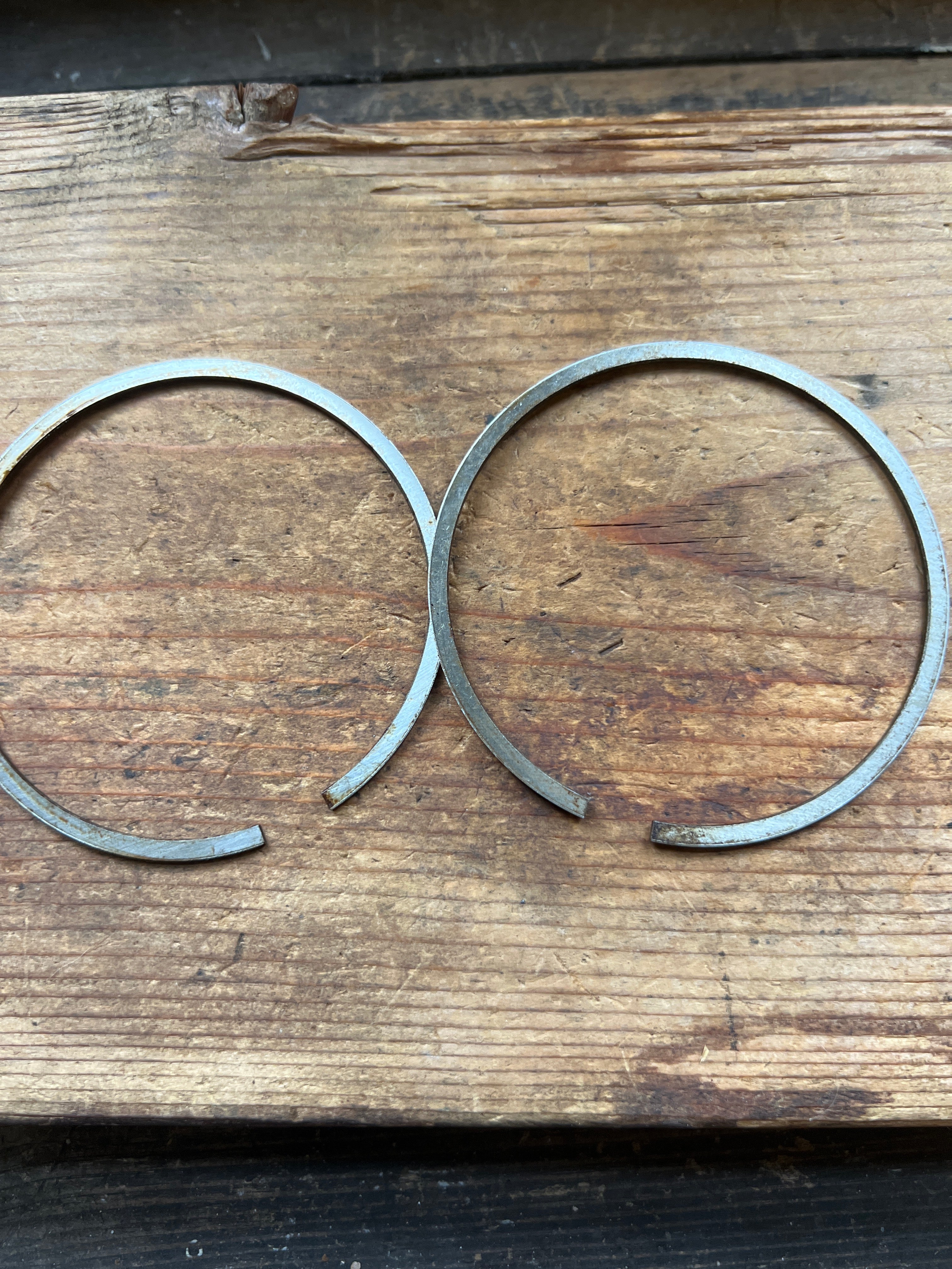 Norton 490cc singles 16H ES2 Inter 18, 500T, 30  compression rings