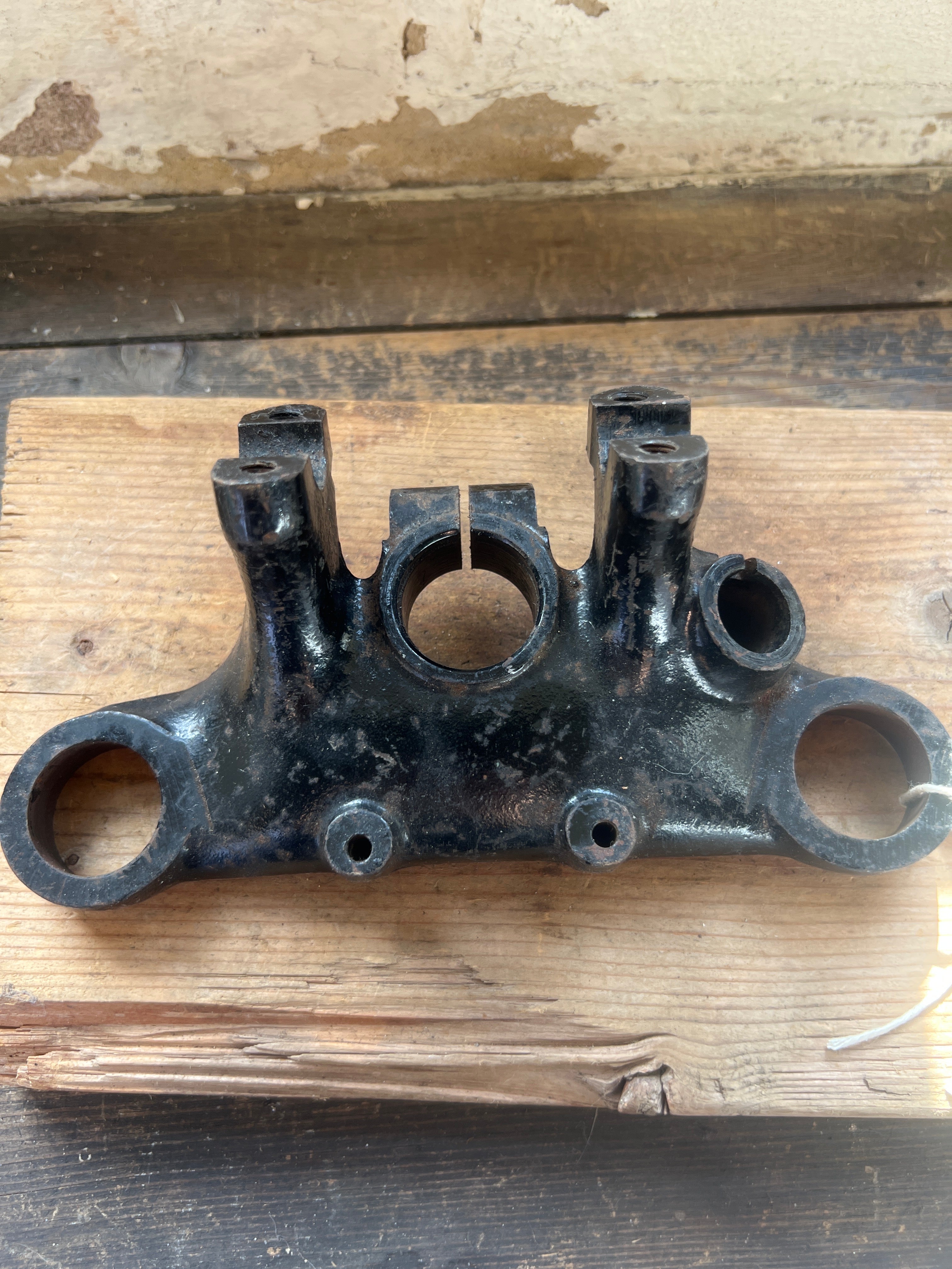 Triumph Top fork yoke 97-3662 500/650 Twins NOS