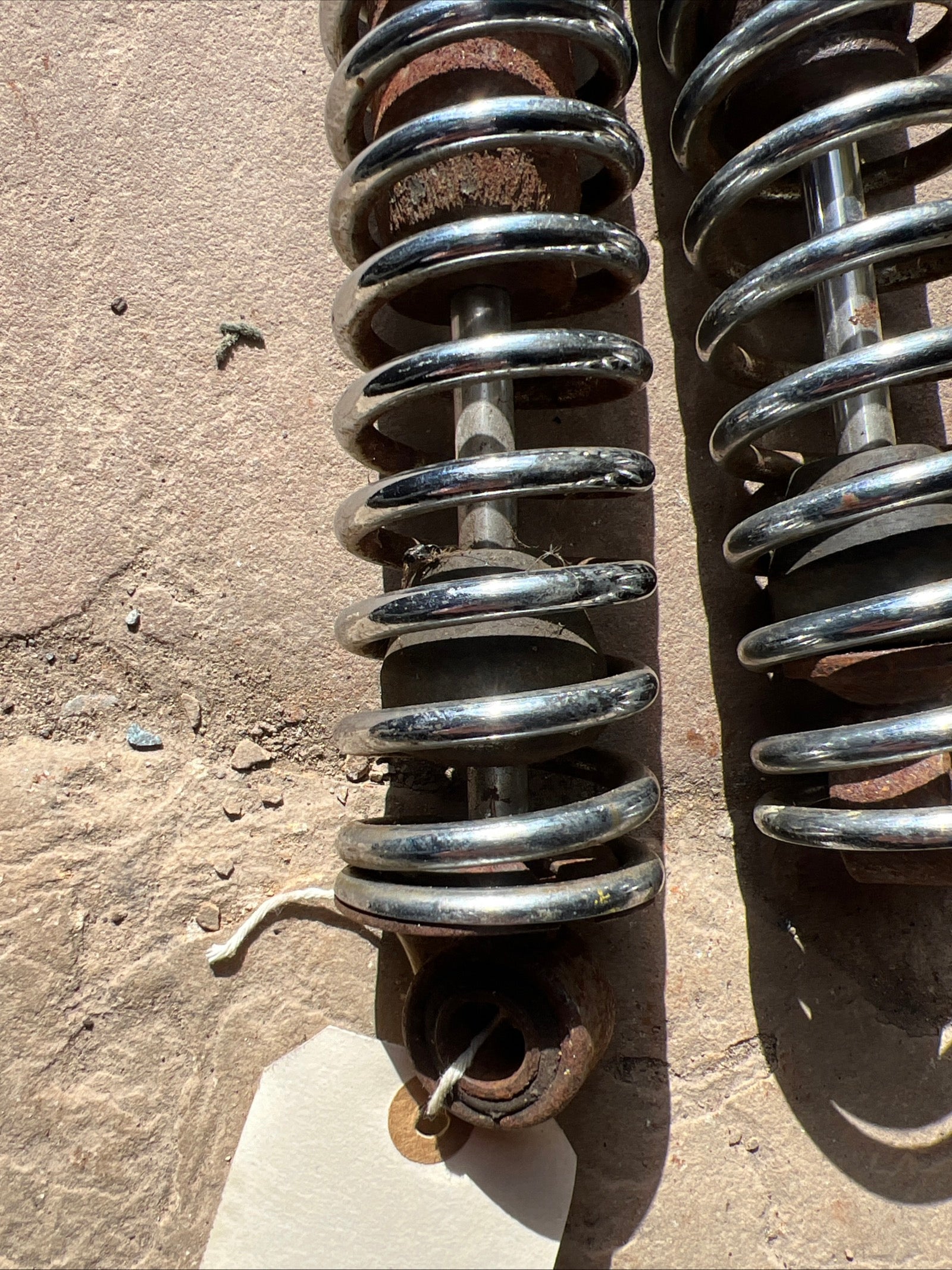 Girling rear suspension units used