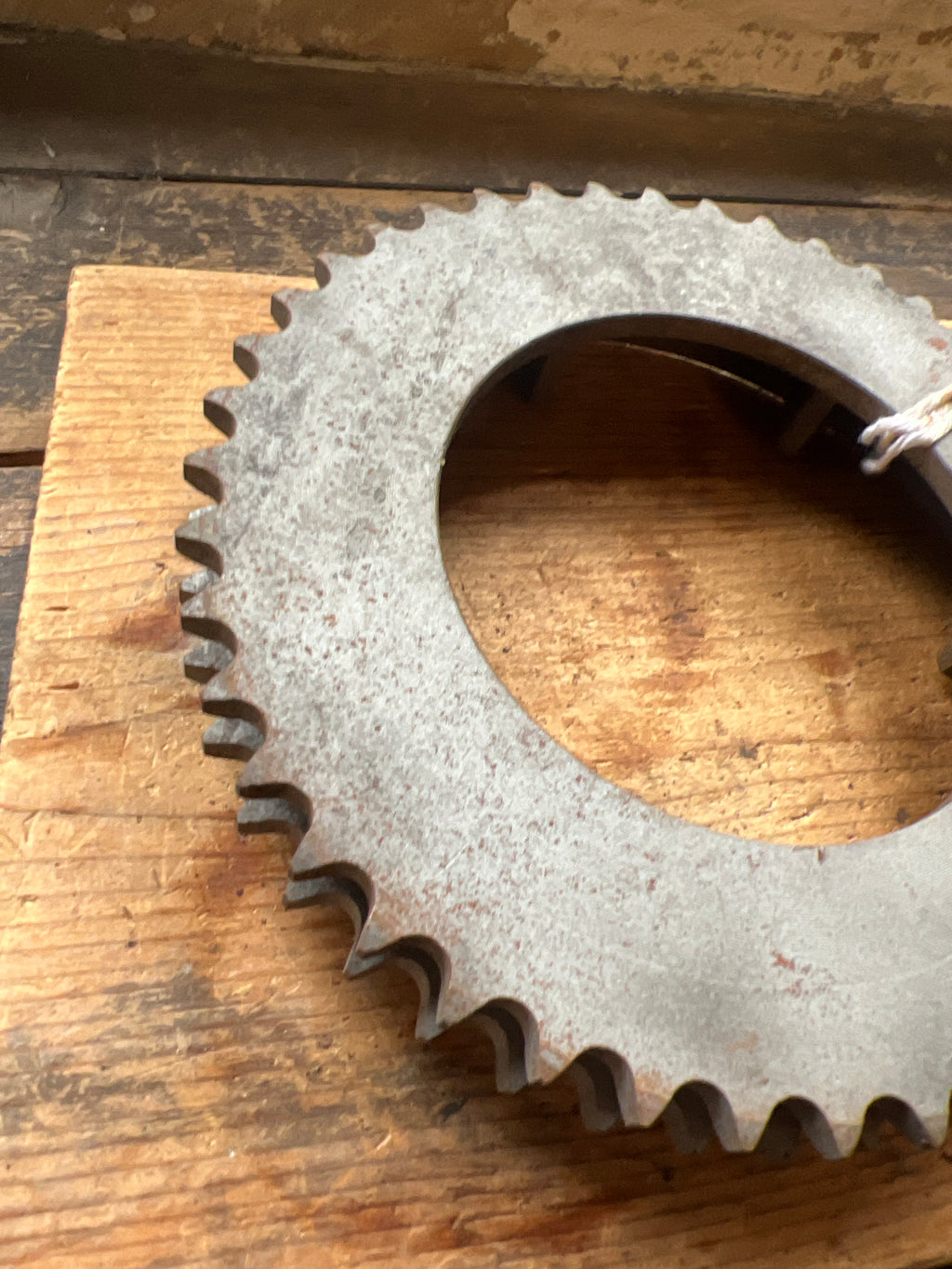 Triumph T160 primary shock absorber duplex sprocket 43T NOS