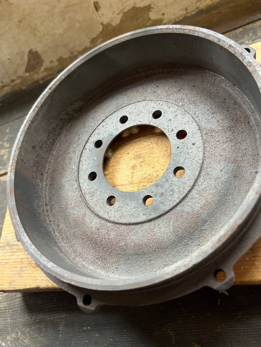 W3585 Triumph 500/650 bolt on rear hub 8 Bolt