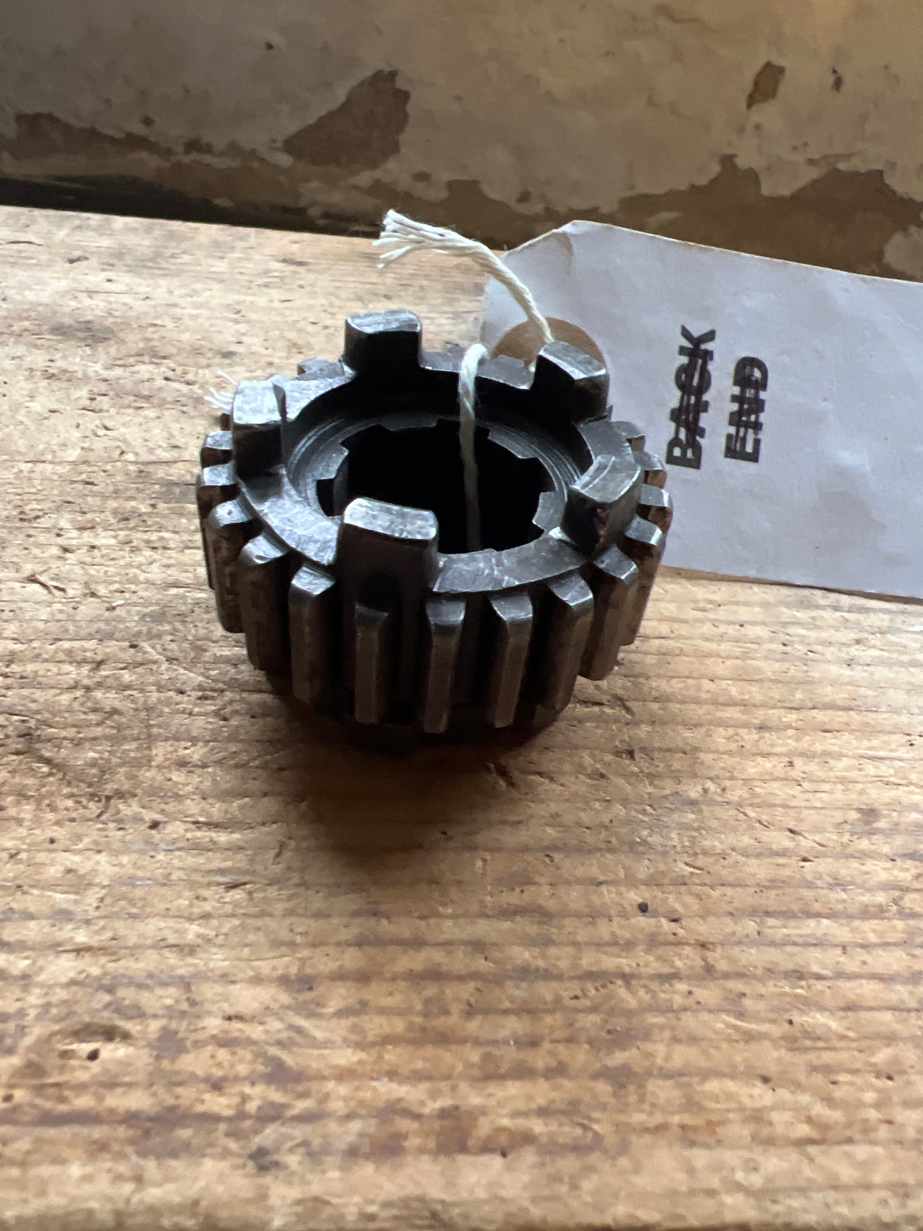 BSA C15/B40 gearbox main shaft sliding gear 40-3011