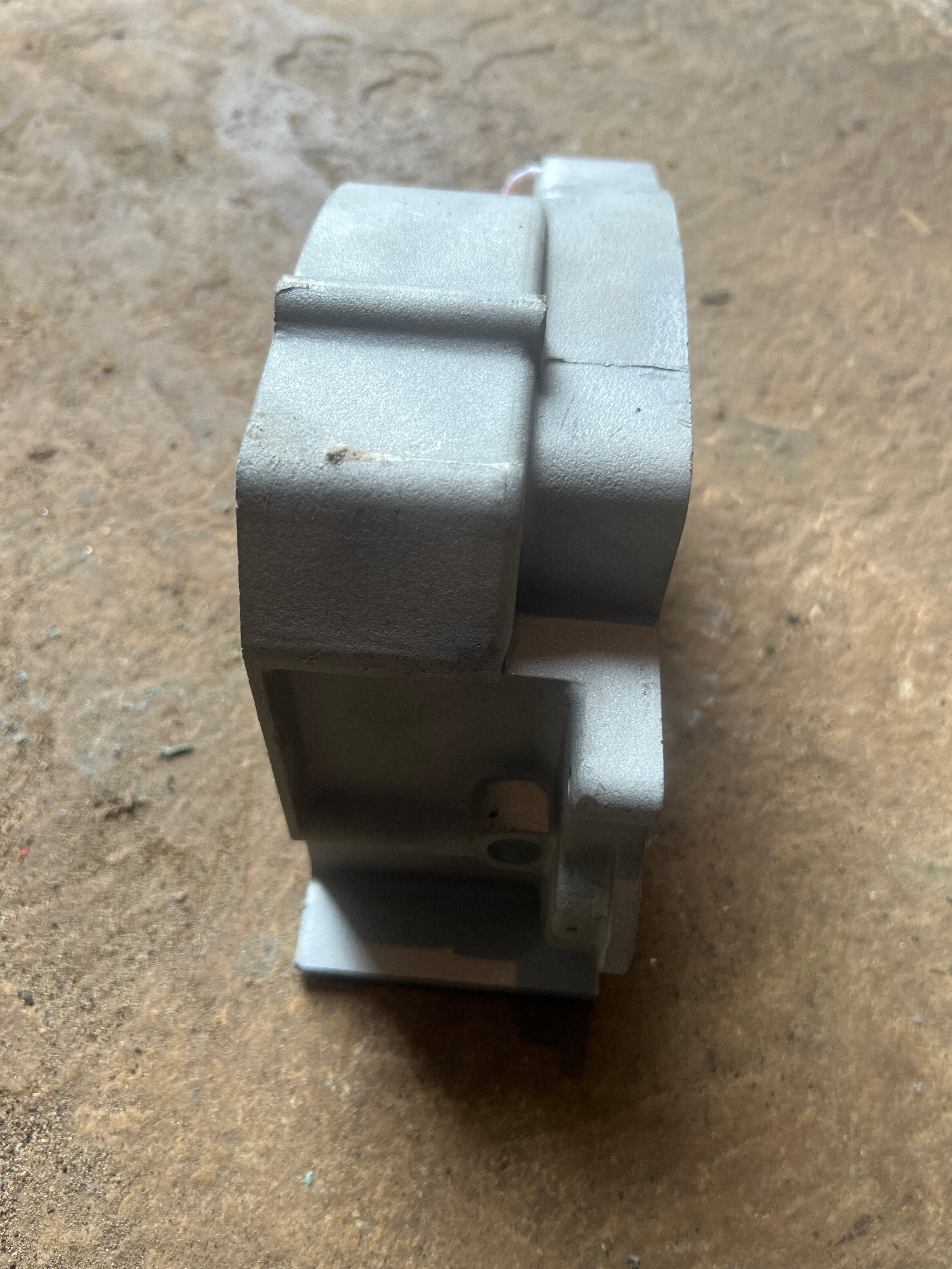 Triumph T150 inner gearbox case NOS