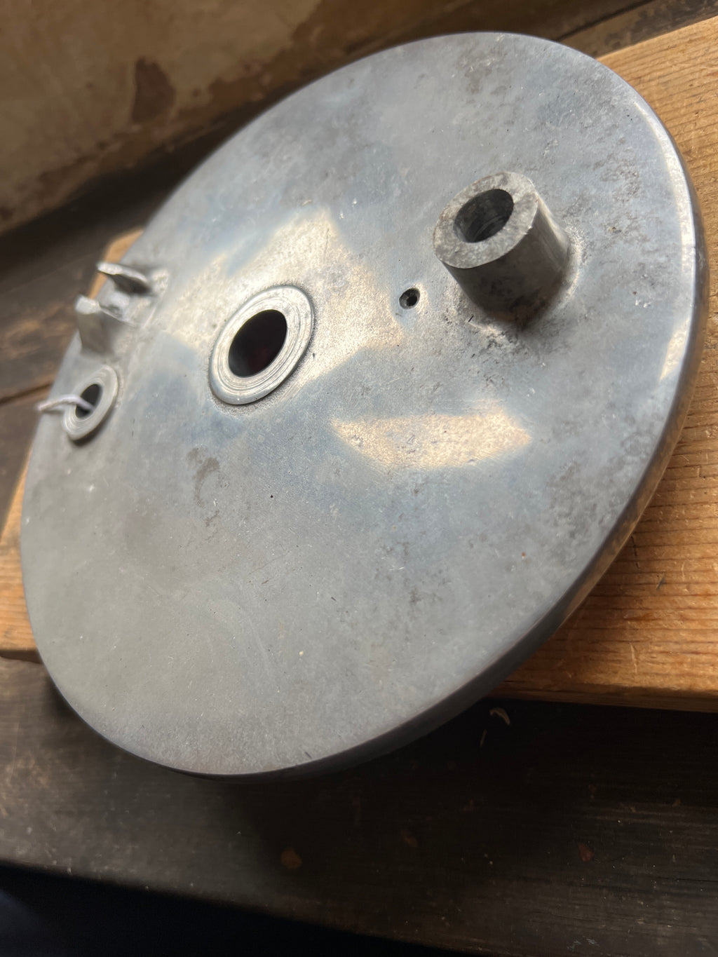 Triumph 3TA 5TA T100 front brake plate 7” NOS
