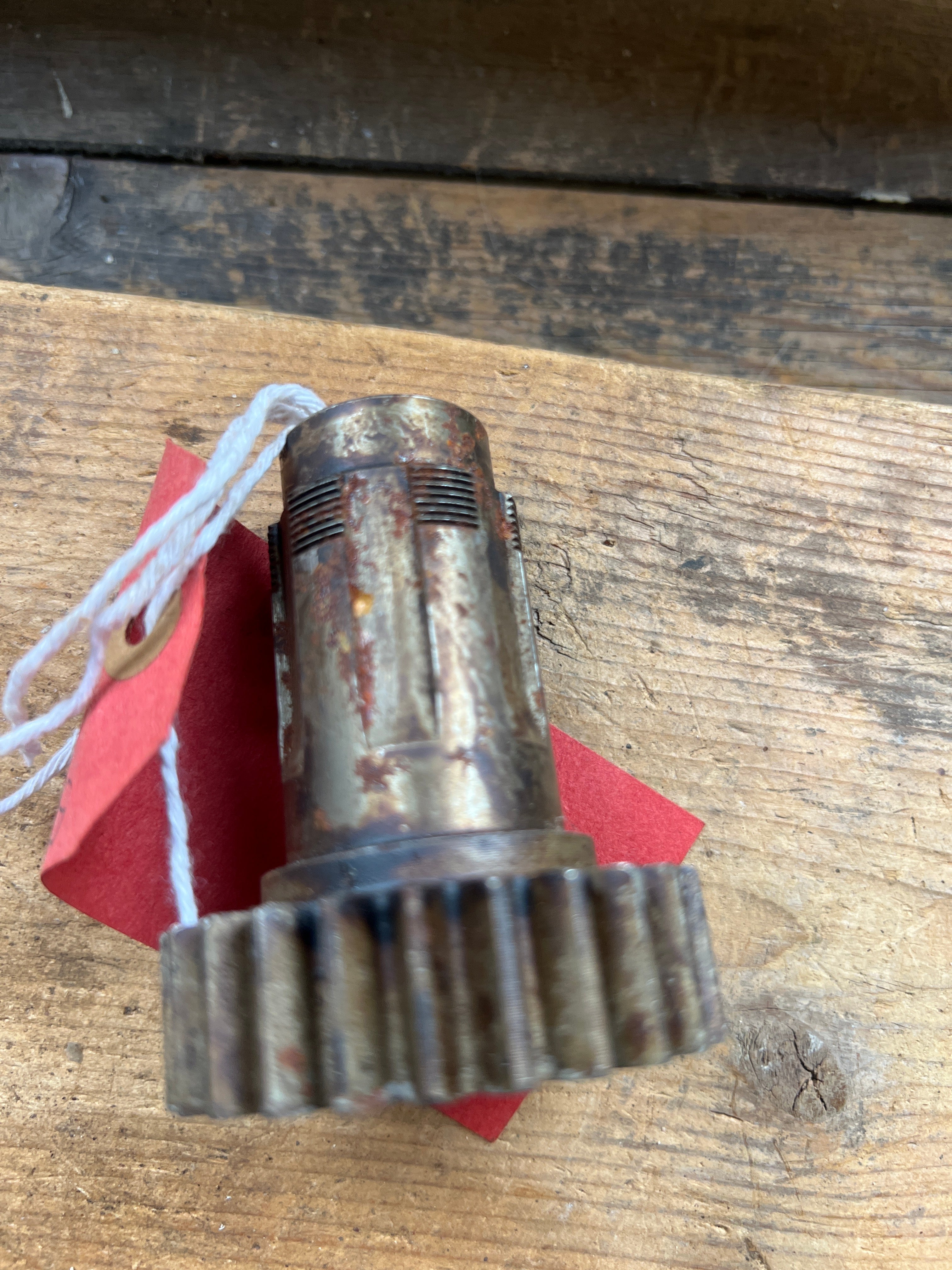 Triumph T4332 57-4332 650 unit OIF gear box 4 speed mainshaft sleeve gear