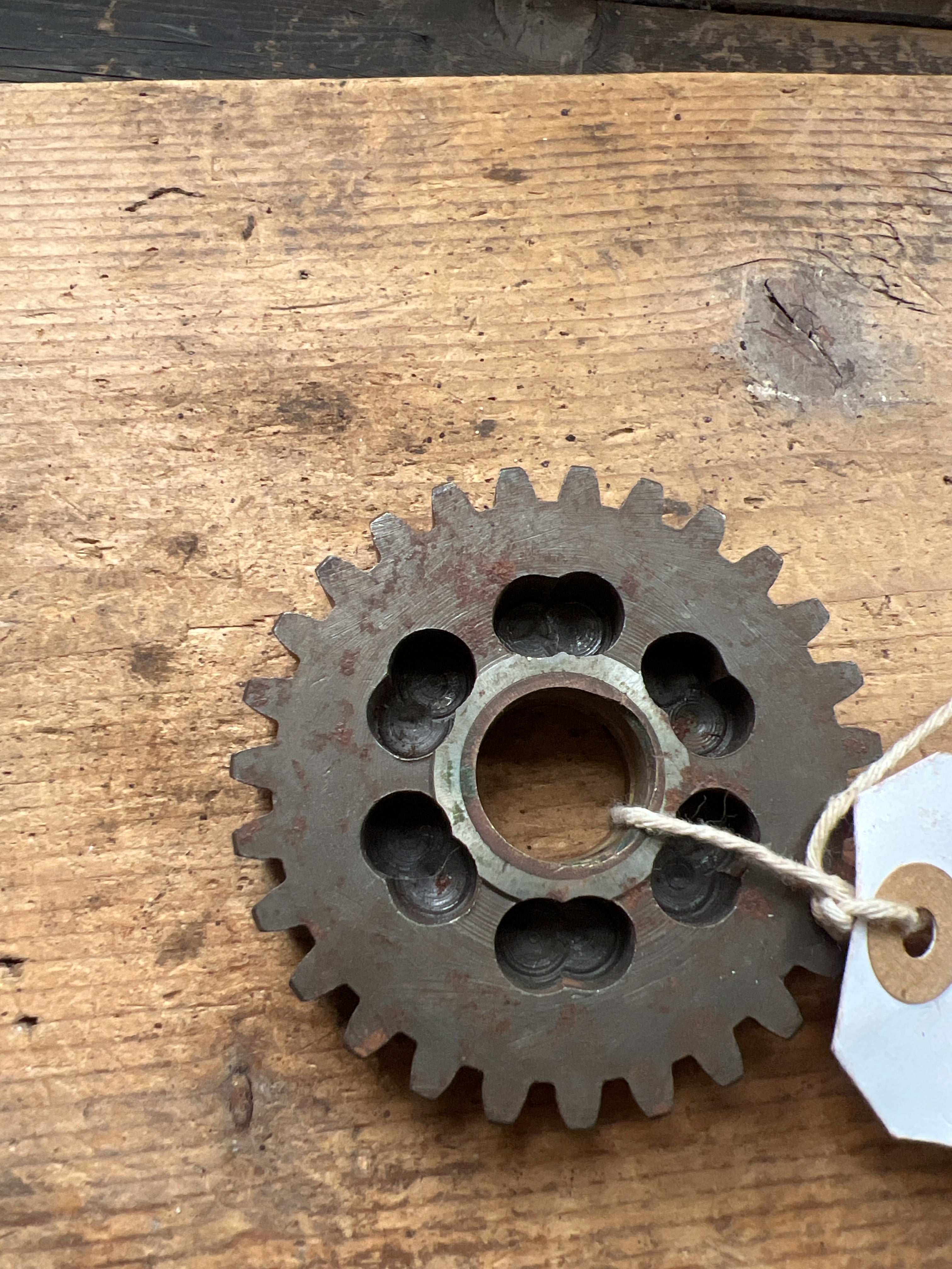 BSA A7 A10 etc plunger & Swinging arm Layshaft 1st spinning gear with bush std 67-3199