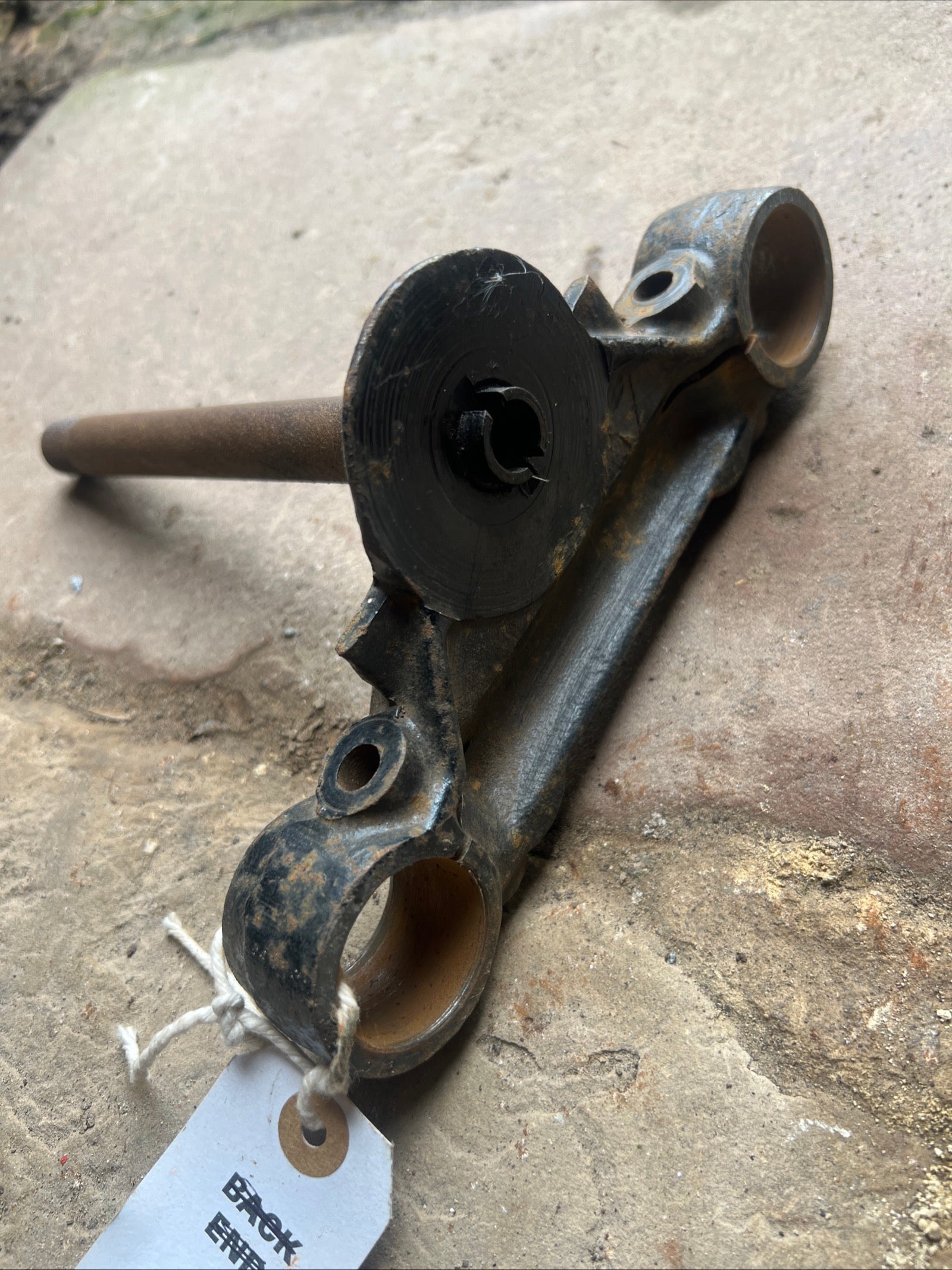 97-4038 Triumph BSA conical hub lower fork yoke 650/750