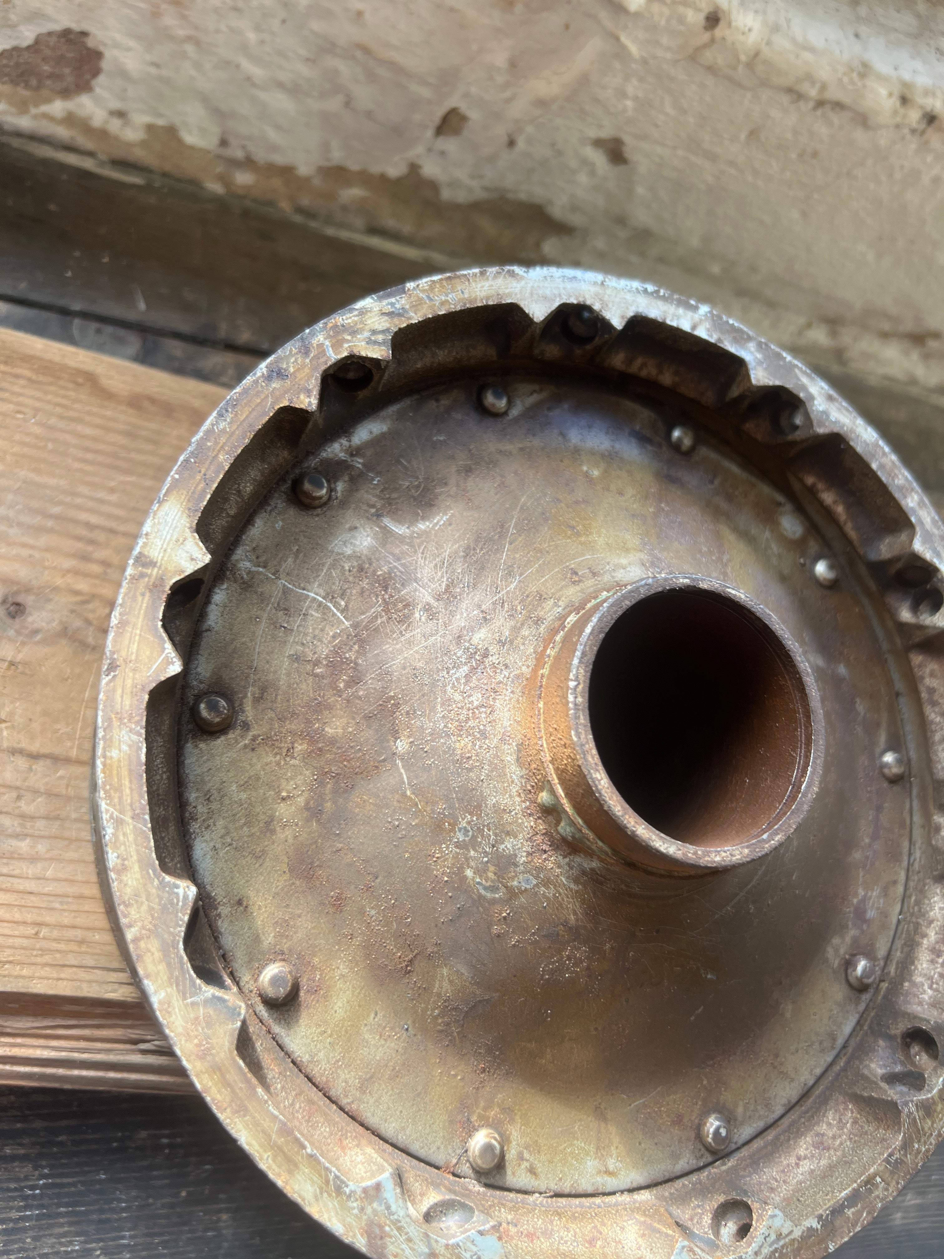 Triumph 3TA 5TA T100A 7” single leading shoe front full width wheel hub