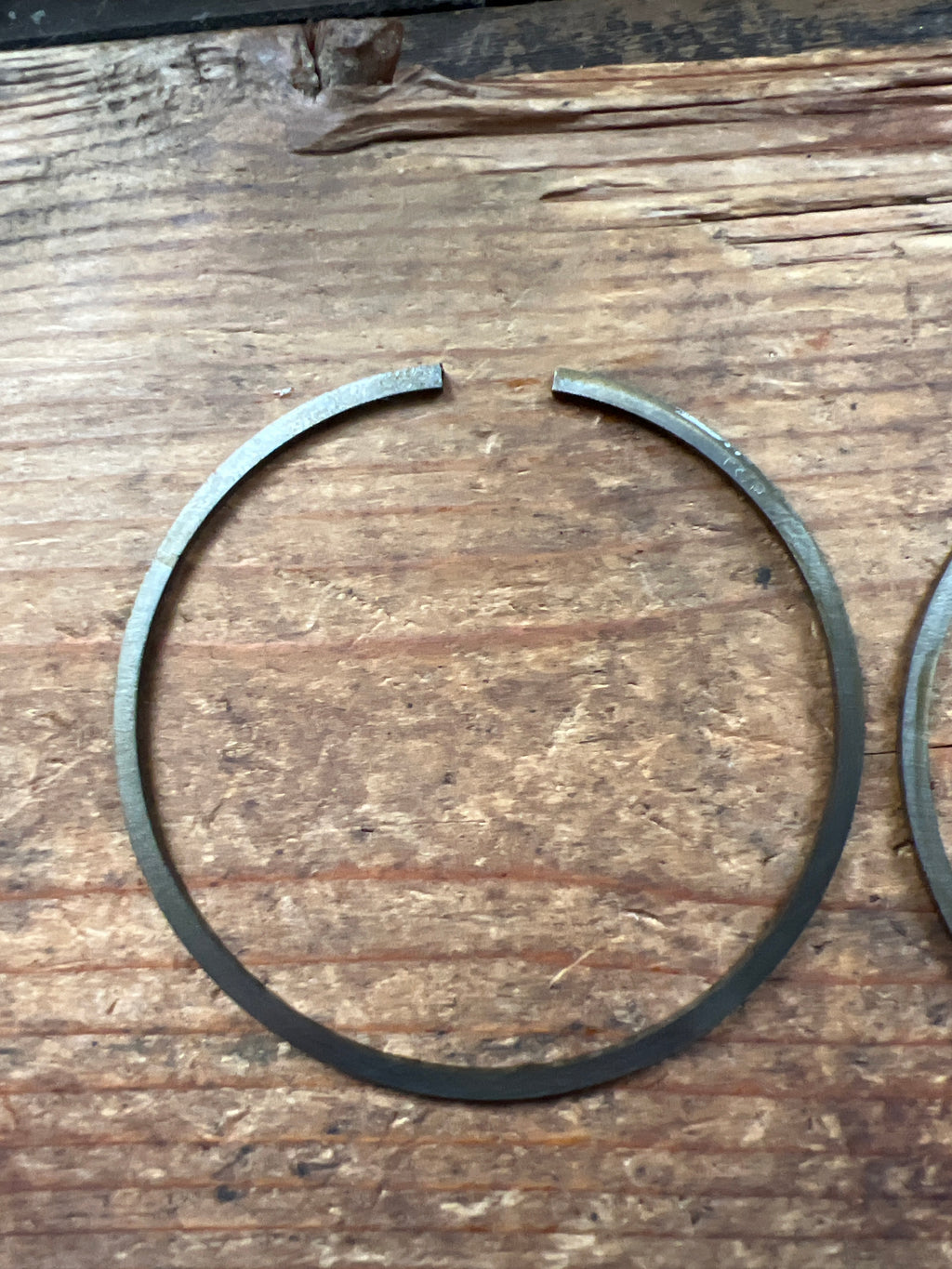 Royal Enfield 350cc single OHV & SV +40 Piston compression rings NOS