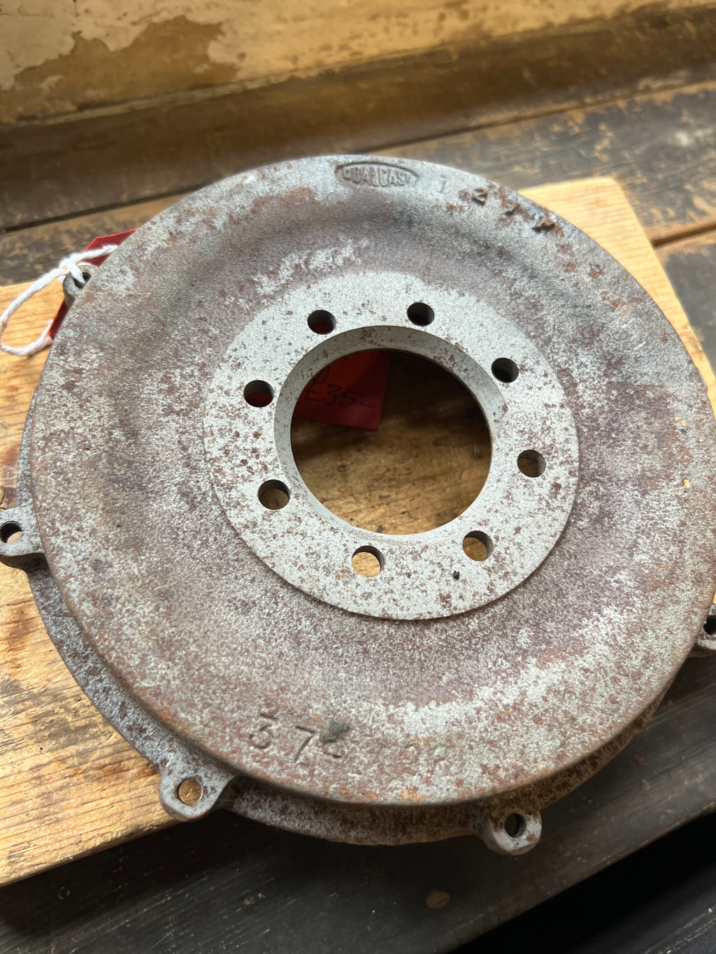 W3585 Triumph 500/650 bolt on rear hub 8 Bolt