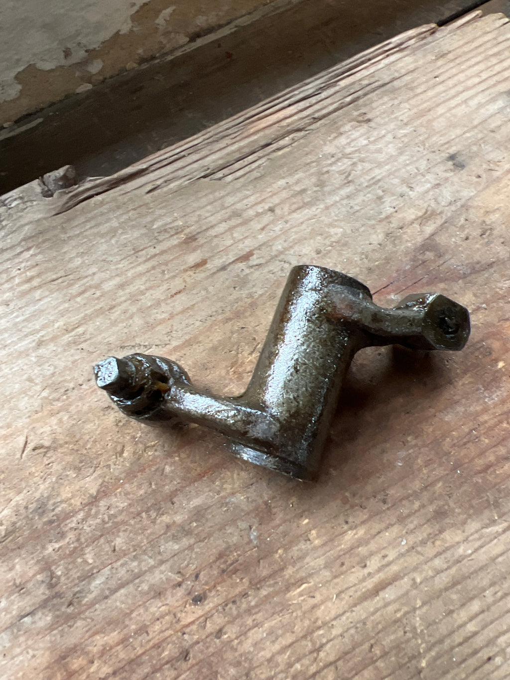Triumph 650 twin rocker left exhaust or right inlet E1458