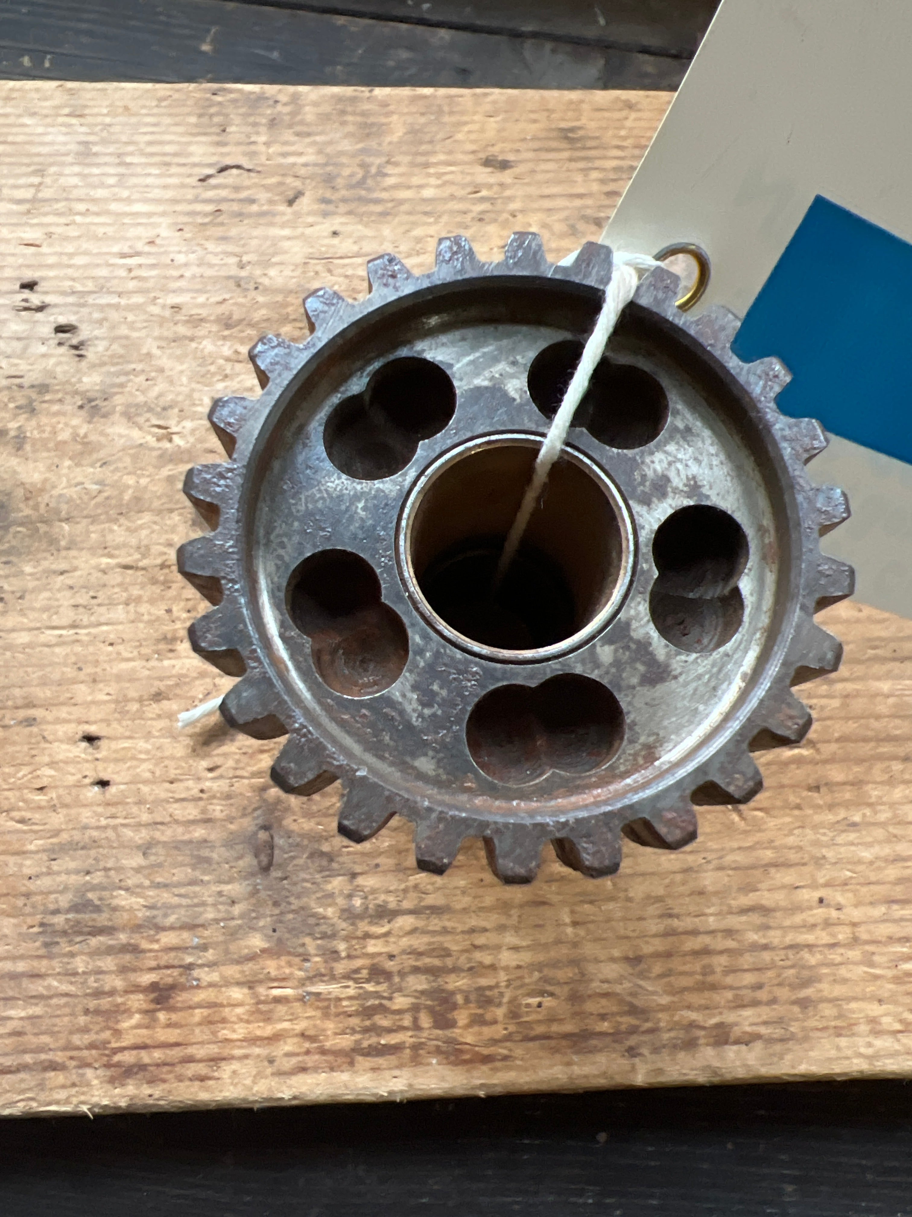 BSA C15 points on side gearbox main shaft sleeve gear 41-3042