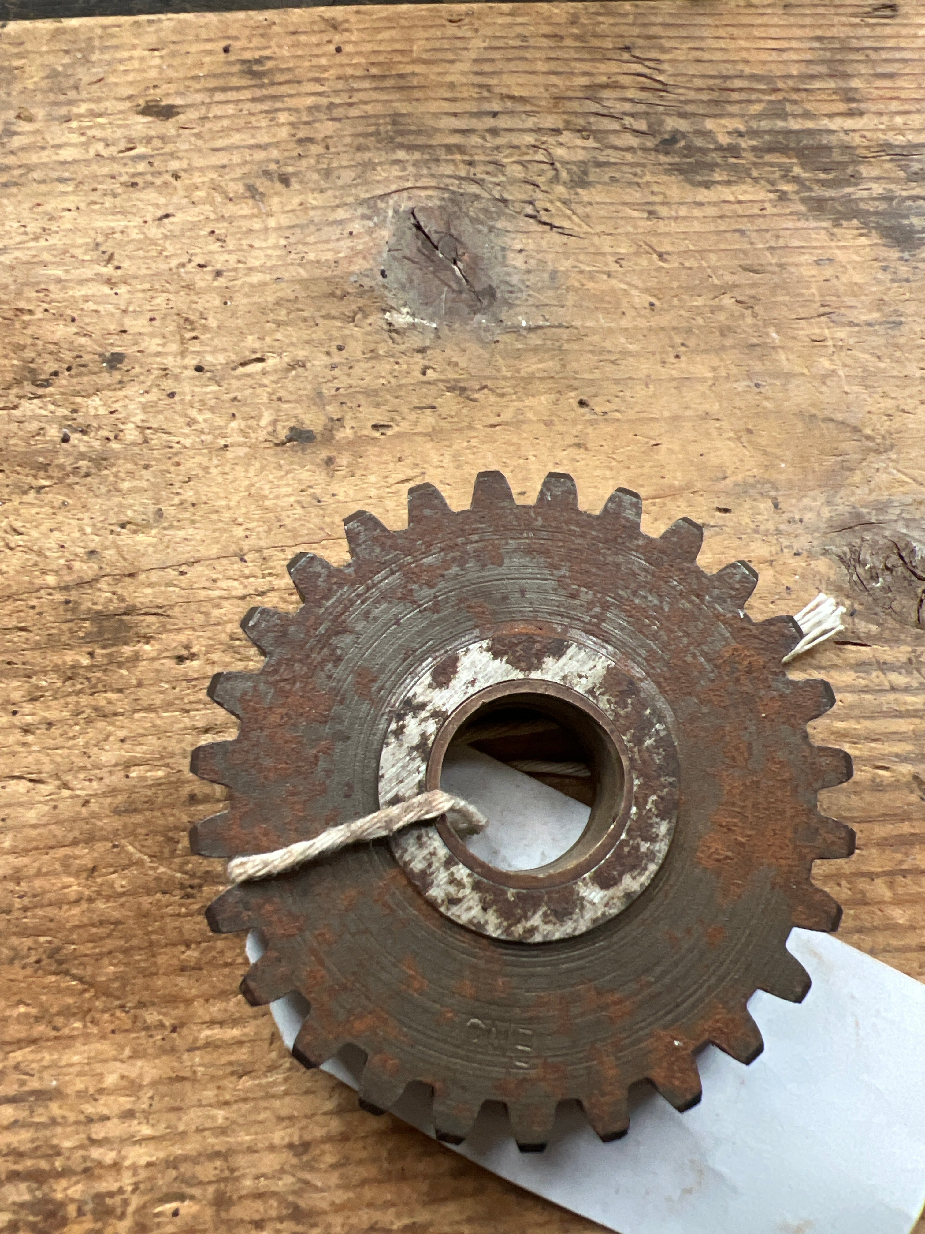 BSA A7 A10 etc plunger & Swinging arm Layshaft 1st spinning gear with bush std 67-3199