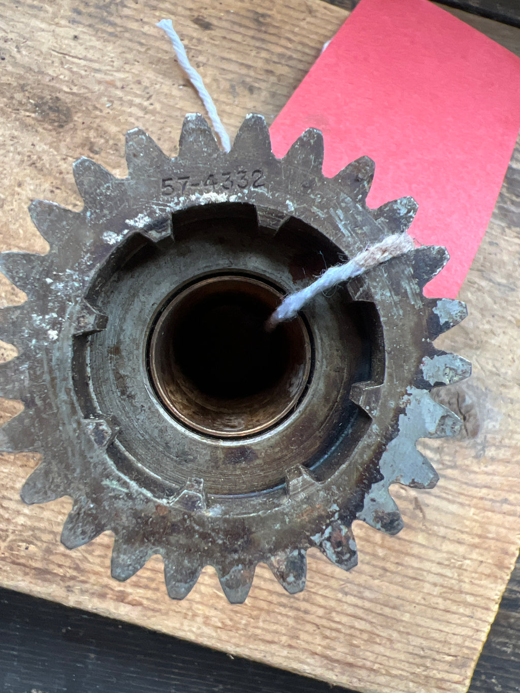 Triumph T4332 57-4332 650 unit OIF gear box 4 speed mainshaft sleeve gear