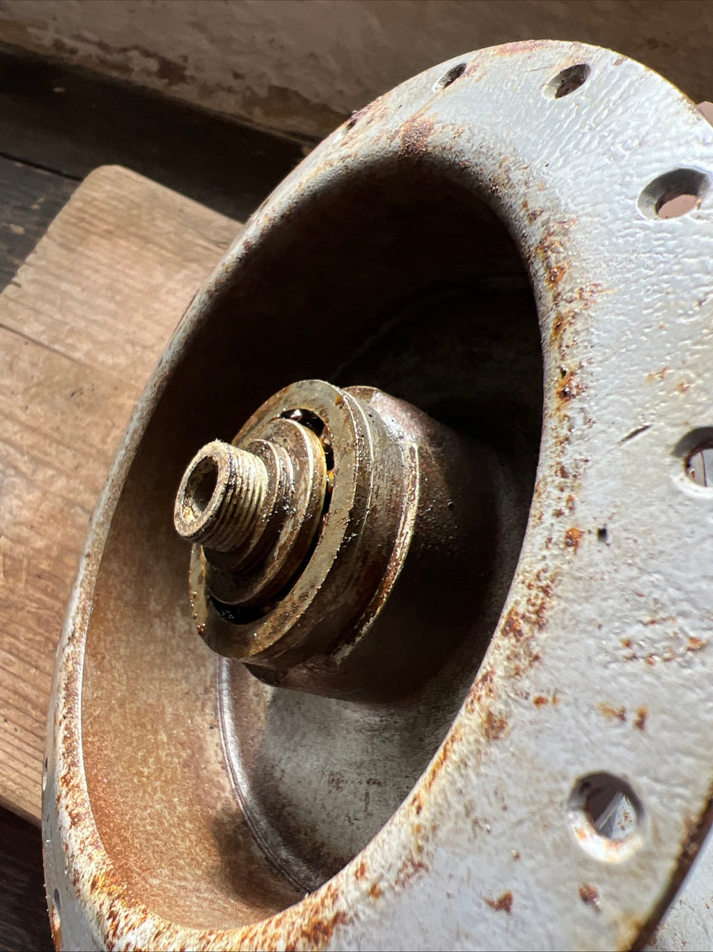 64-5508 BSA Dandy 70 Front hub