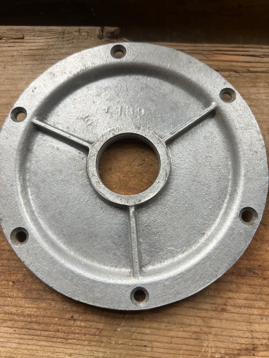 Triumph 650 Unit Rear Of Clutch Cover Plate E3789