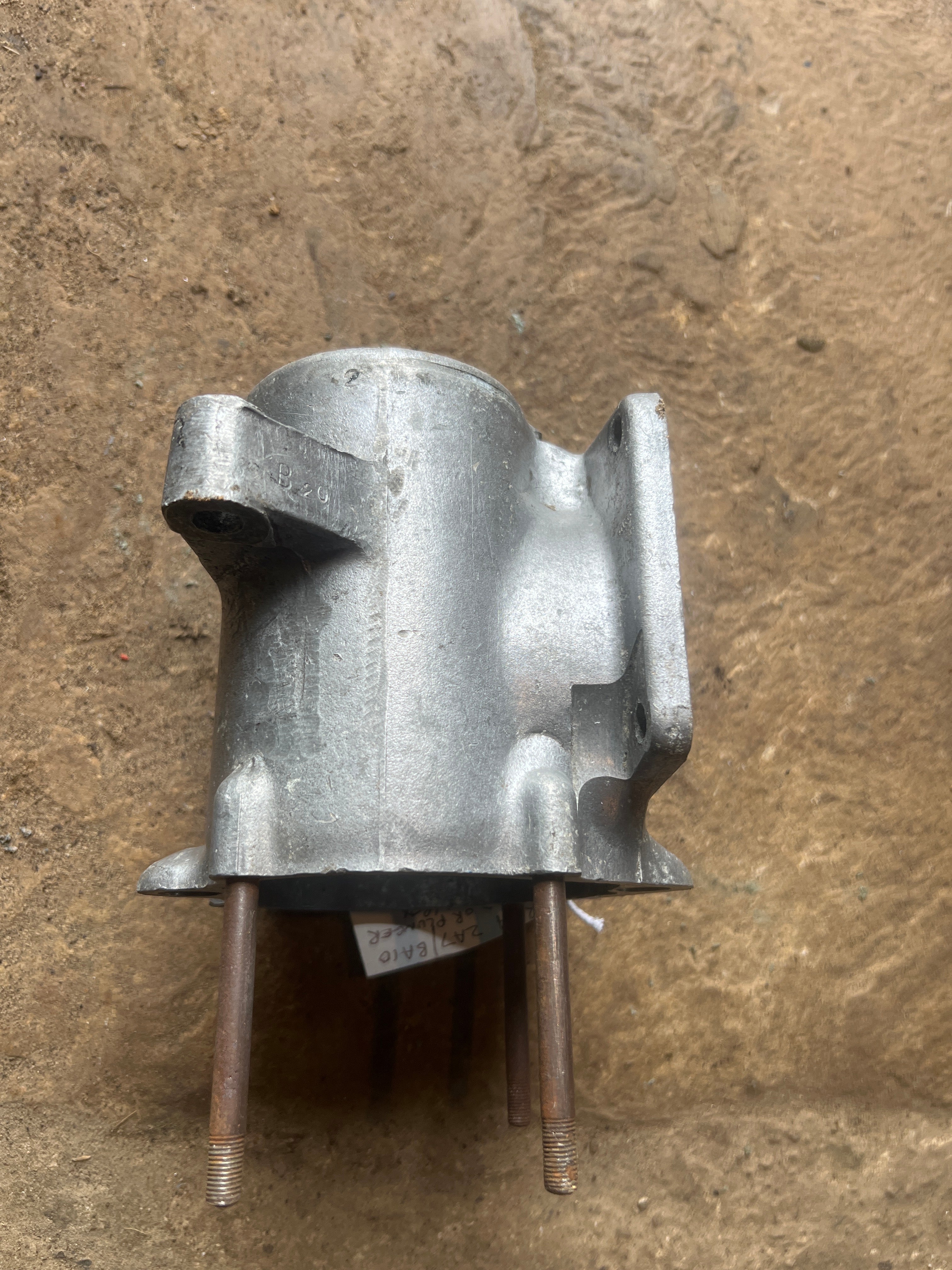 BSA ZA7 BA10 rigid or plunger frame gearbox main case