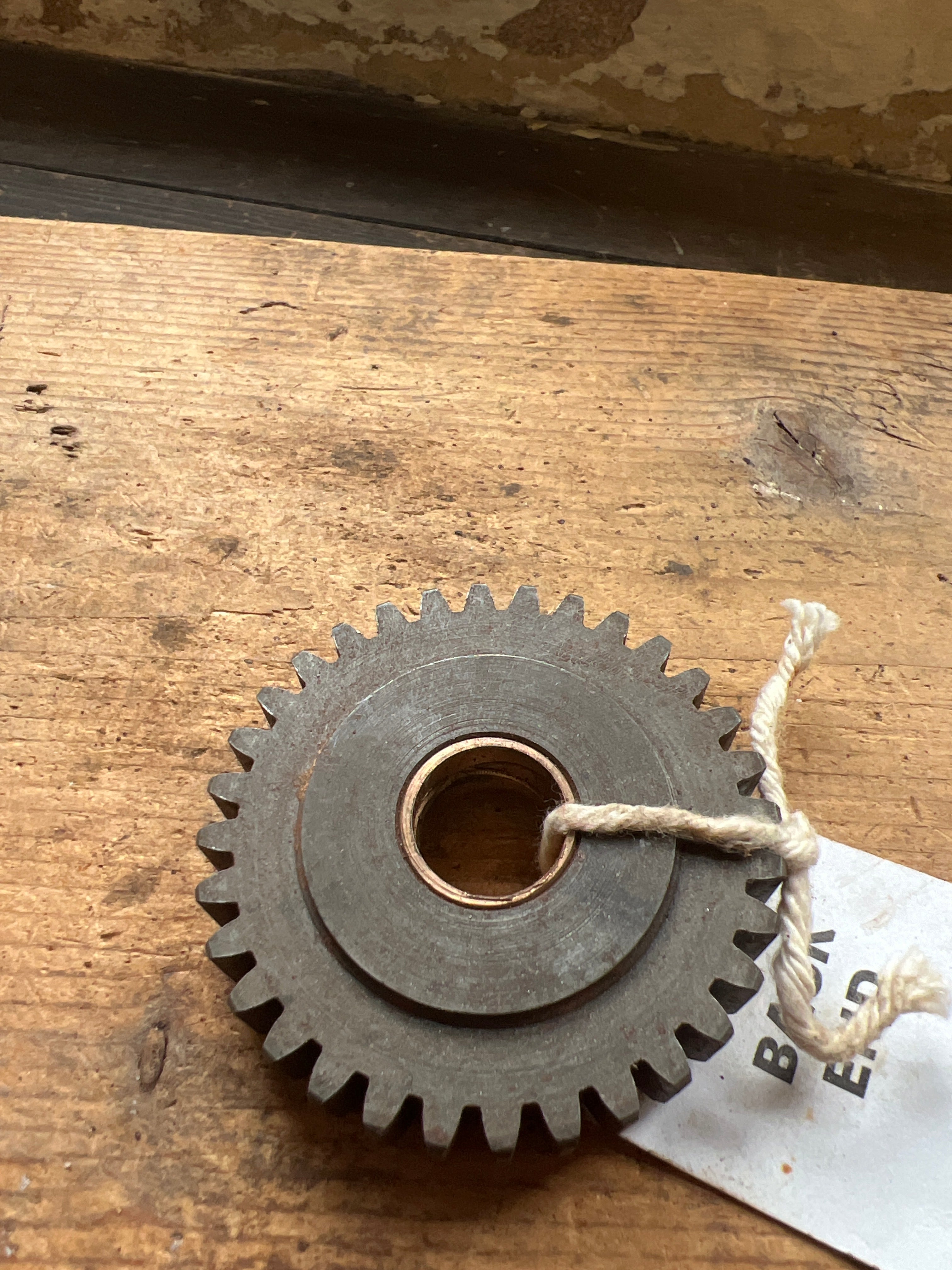 BSA late C15 std gearbox gear 40-3260