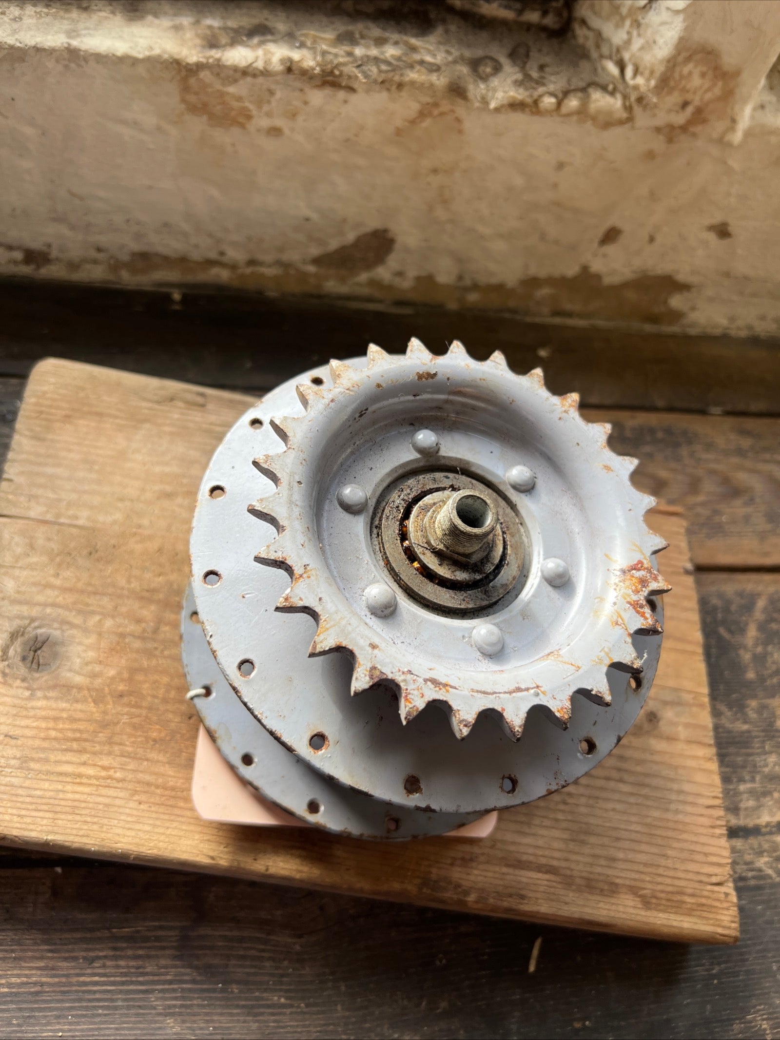 BSA Dandy 70 rear wheel hub with sprocket and sprocket & bearings