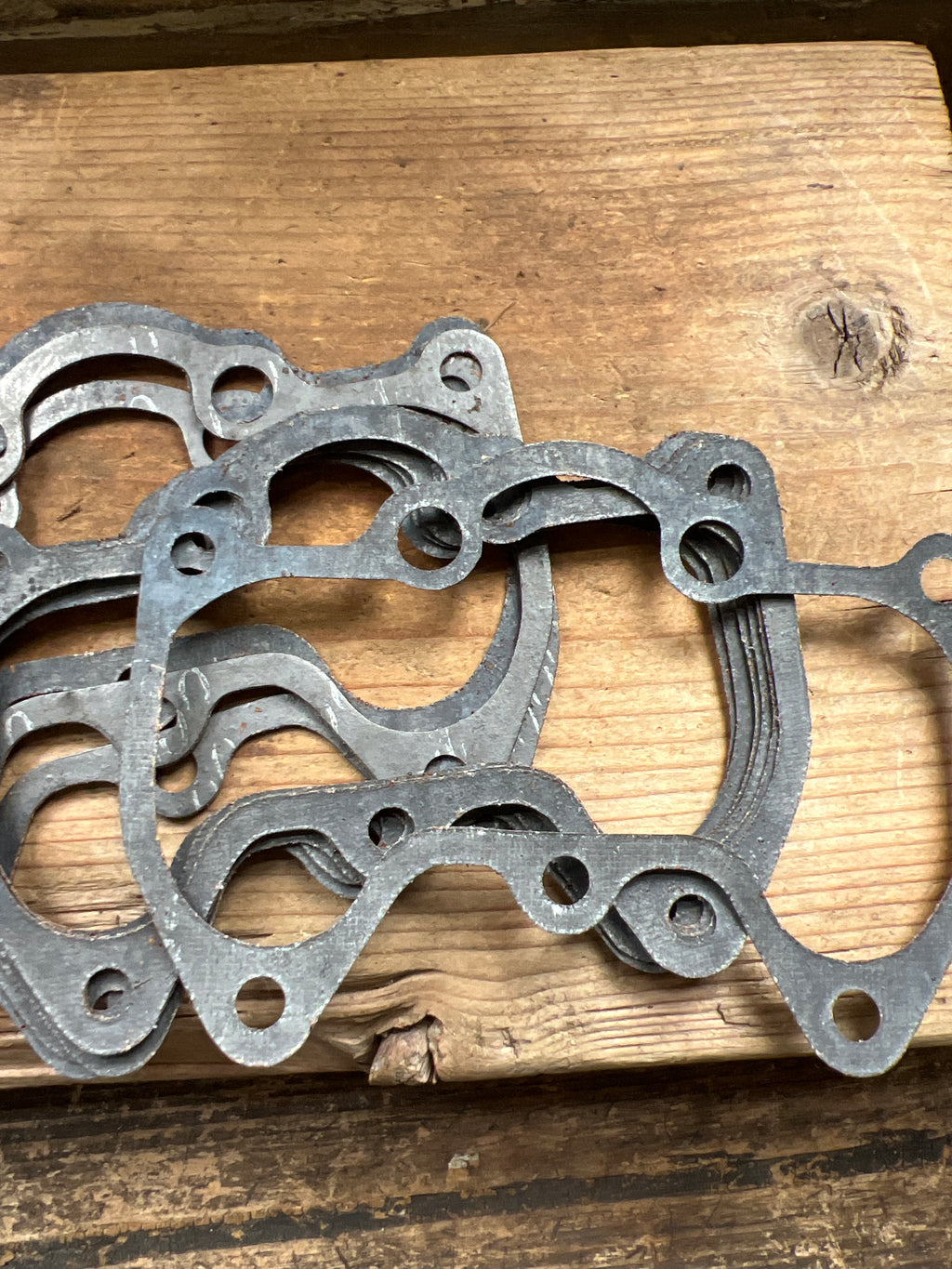 E3552 70-3552 Triumph 650 pre unit rocker box to head gaskets