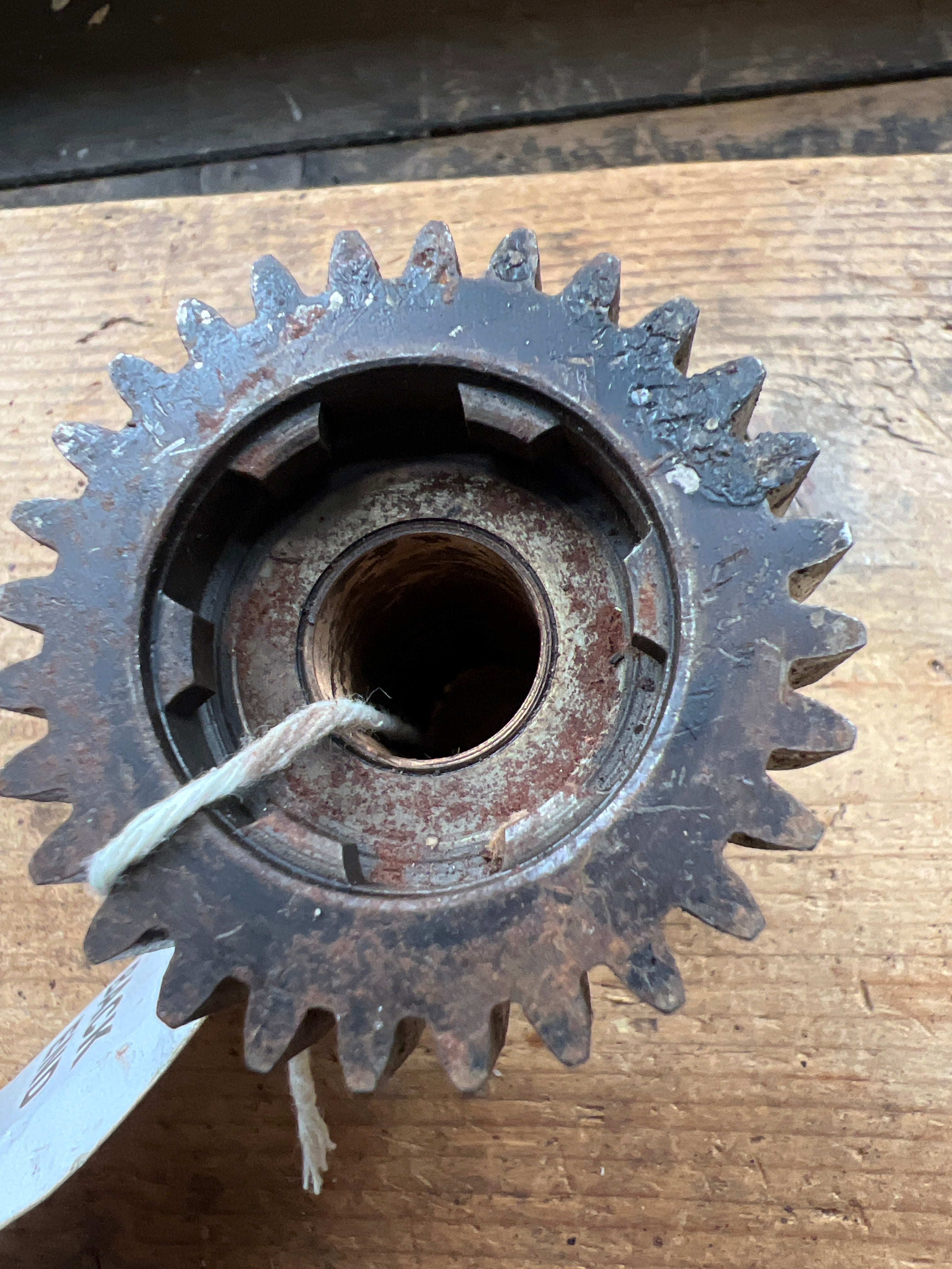 Triumph T1514 Tiger Cub gearbox mainshaft sleeve gear
