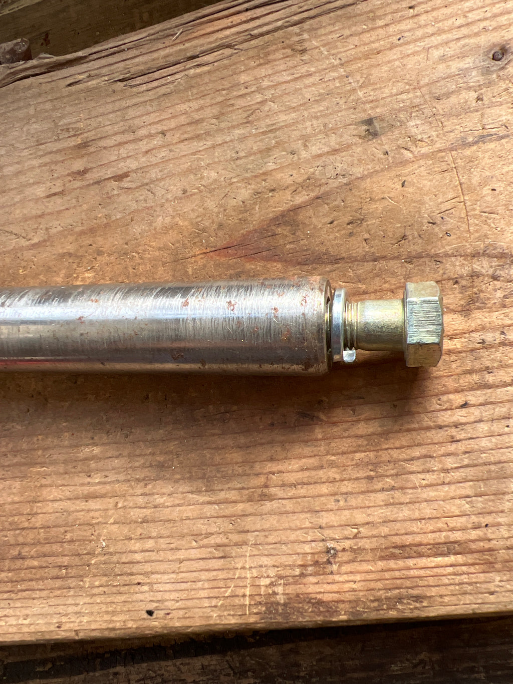 BSA Bantam B175 82-9915 swinging arm spindle
