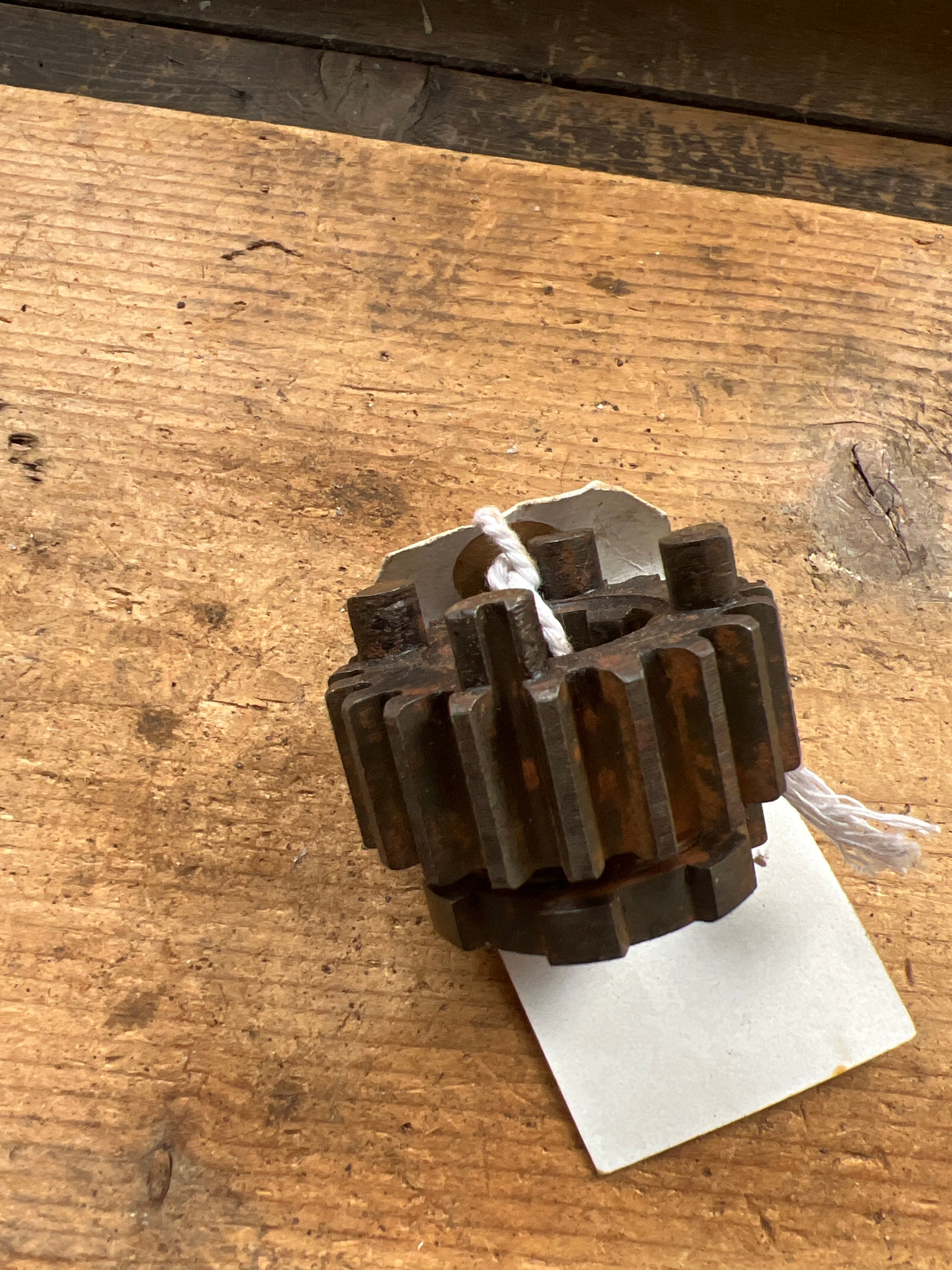 Triumph T3997 or 57-3997 T100R. 1974 etc gearbox Layshaft sliding gear 20 Tooth