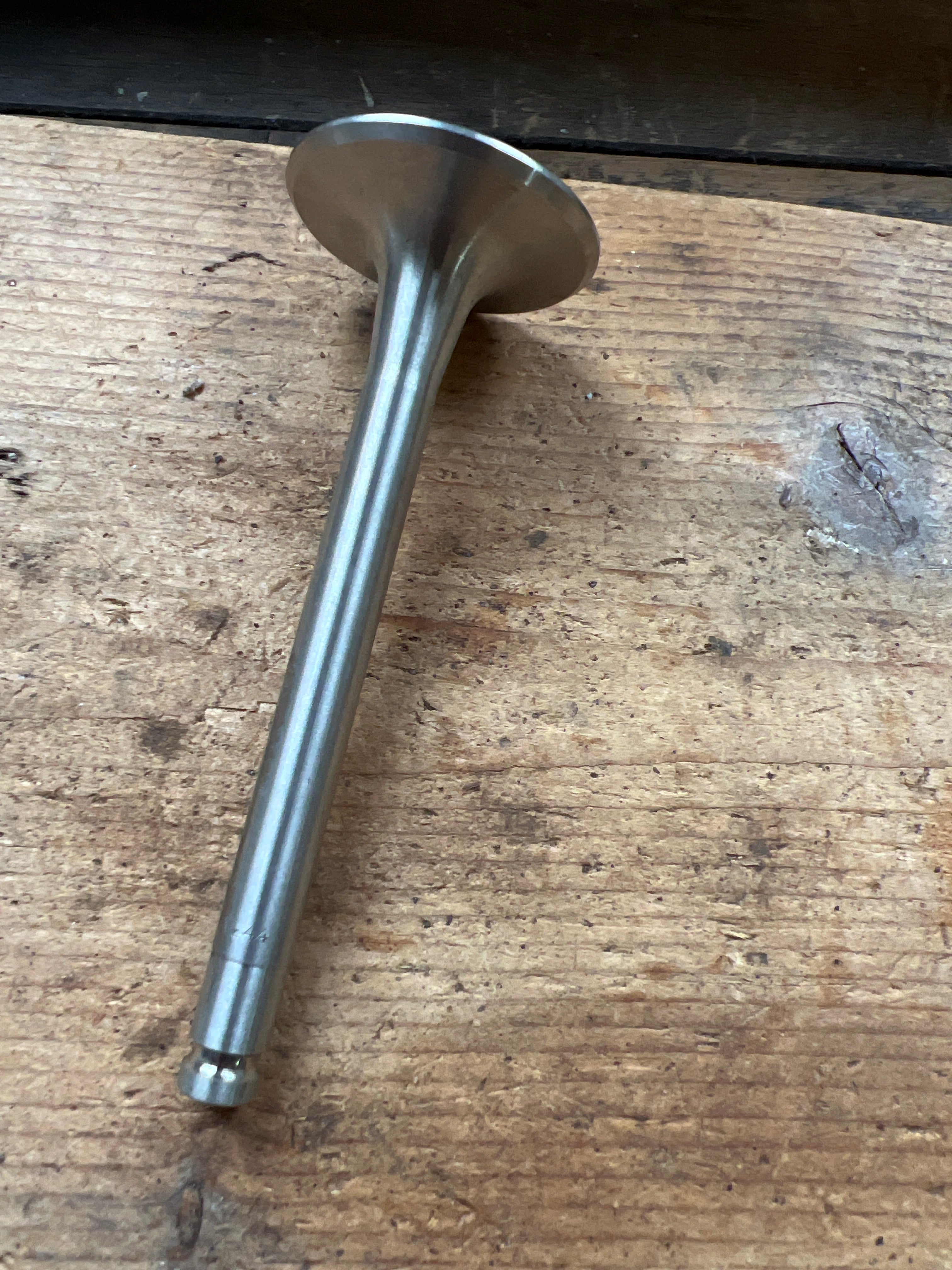 BSA DBD34 Goldstar exhaust valve all years V224 65-2512