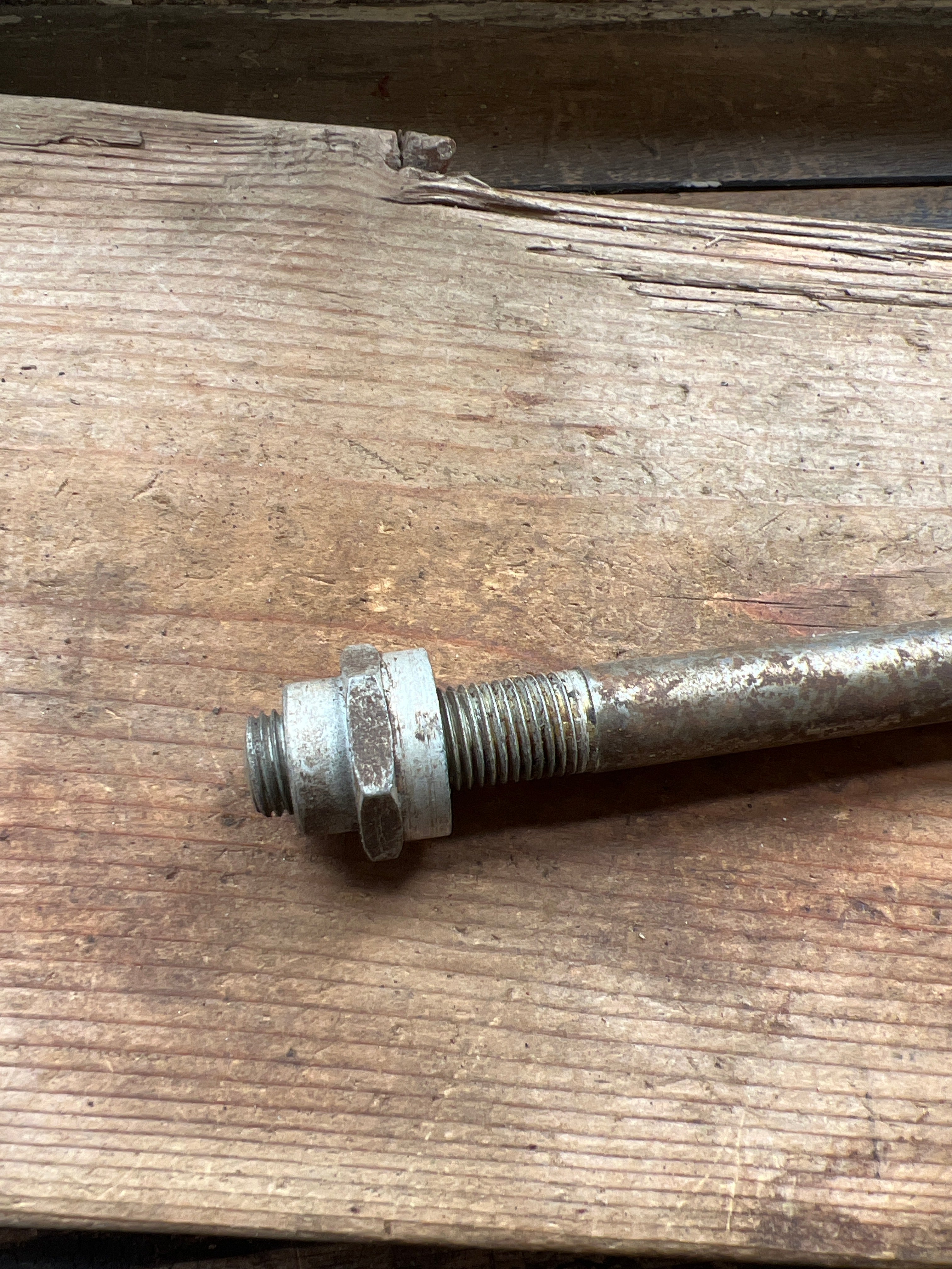 BSA plunger rear wheel spindle & nut 1/2” x 7 1/2” Bantam, C11 etc NOS