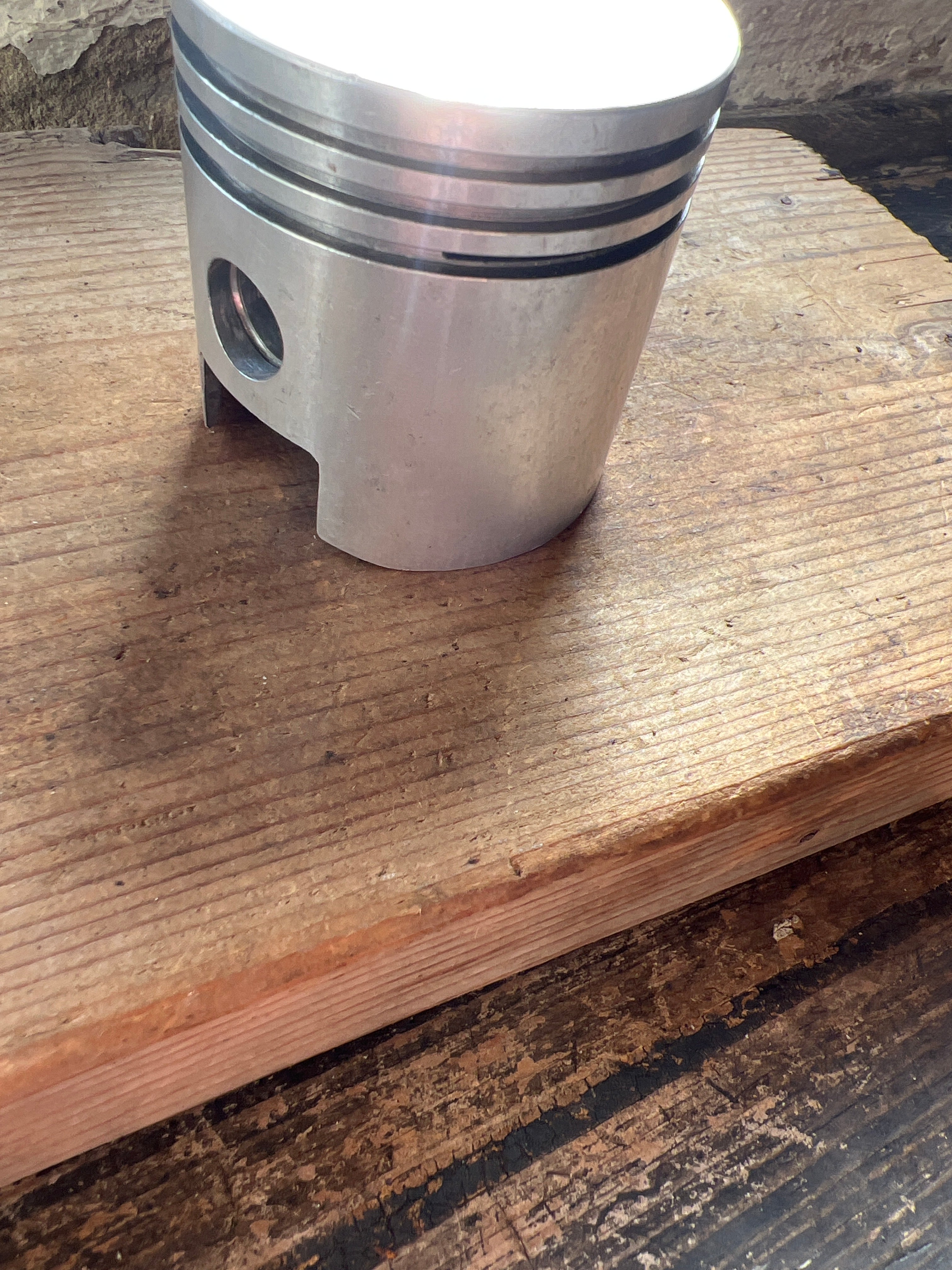 Bantam type 175 piston 1mm oversize 90-1472