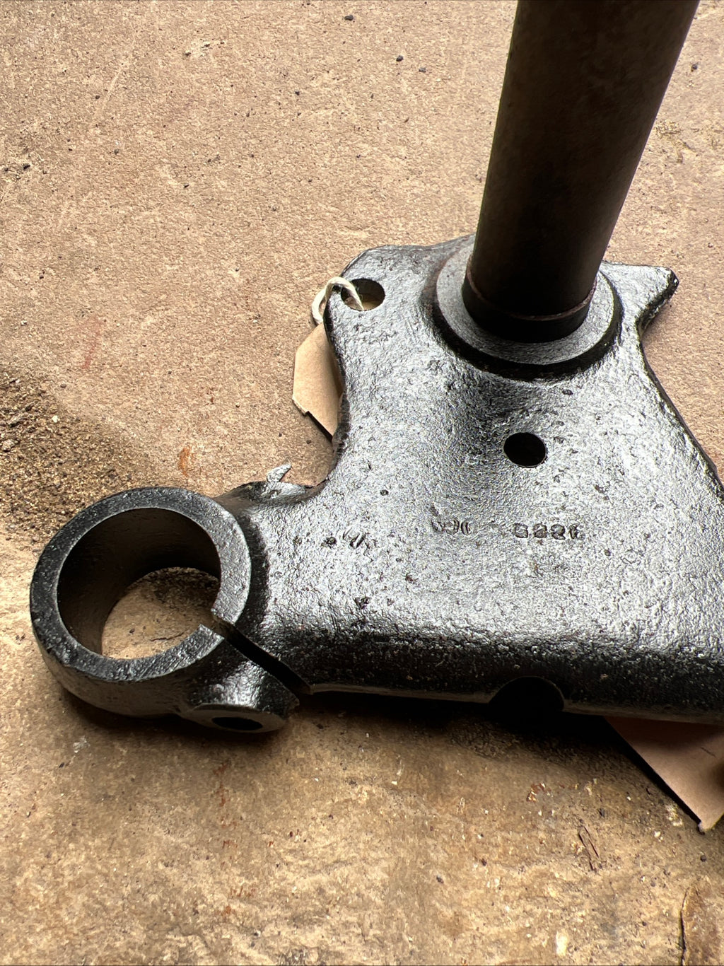 90-5226 Bantam swinging arm type lightweight lower fork yoke