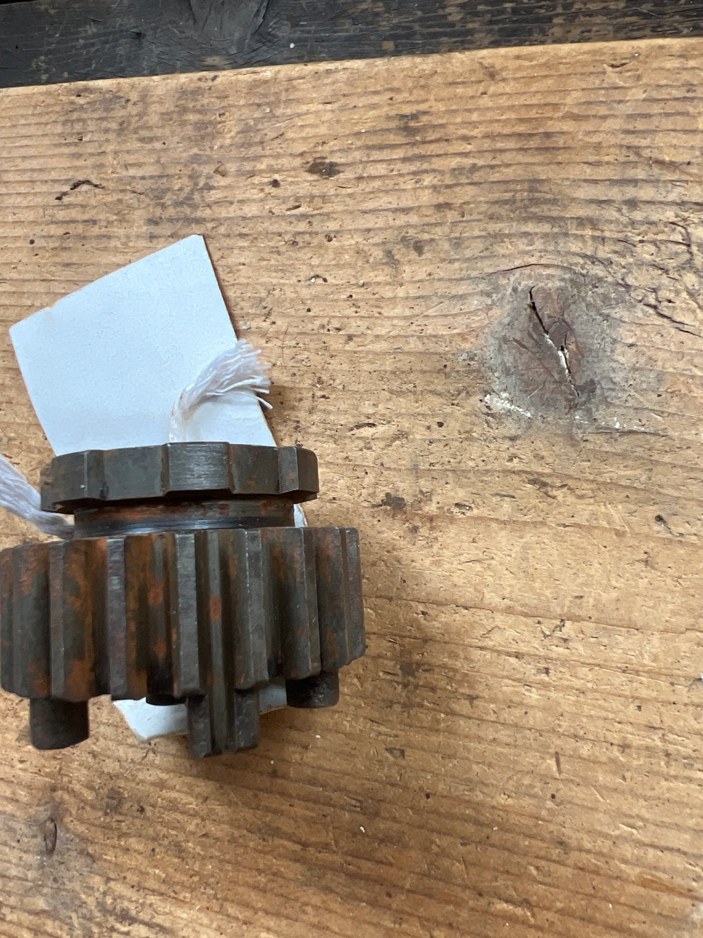 Triumph T3997 or 57-3997 T100R. 1974 etc gearbox Layshaft sliding gear 20 Tooth