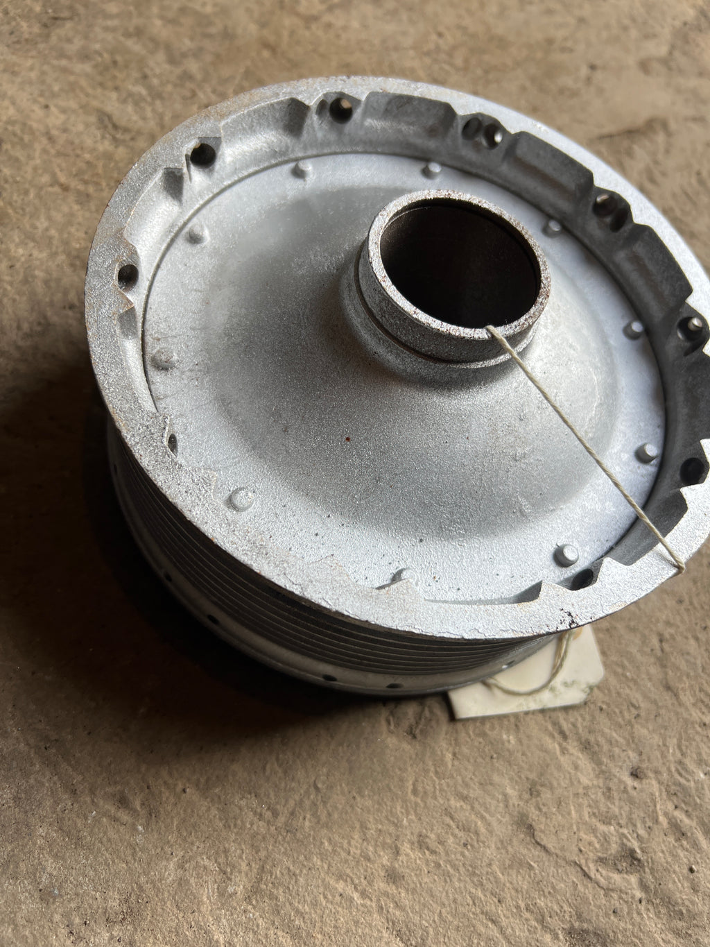 Triumph 3TA 5TA T100A 7” single front full width wheel hub
