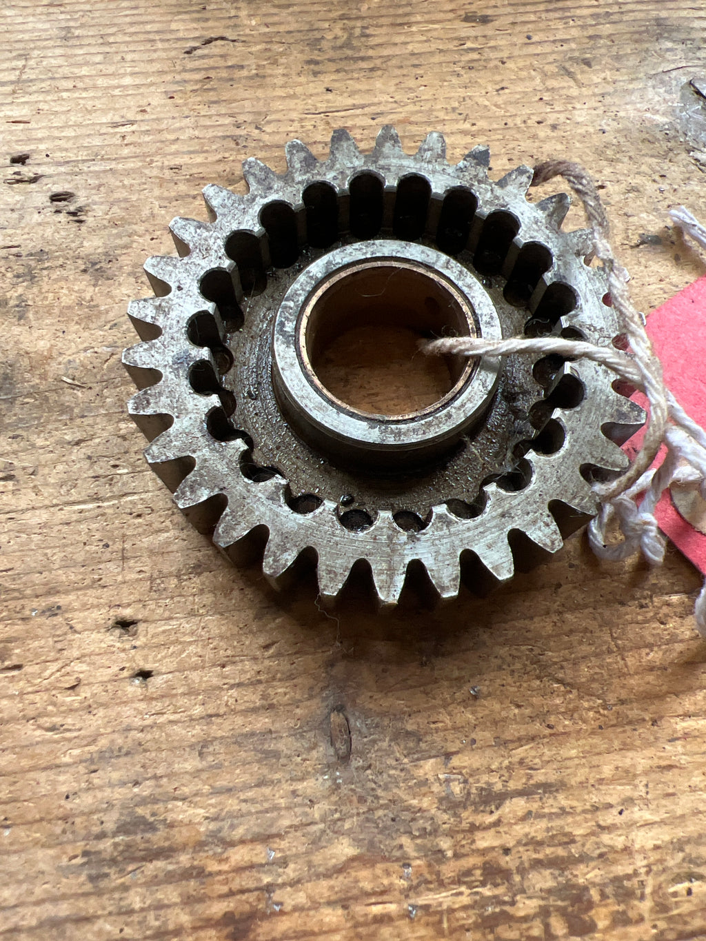 Triumph pre unit T926 500/650 Twins gearbox Layshaft 1st spinning gear