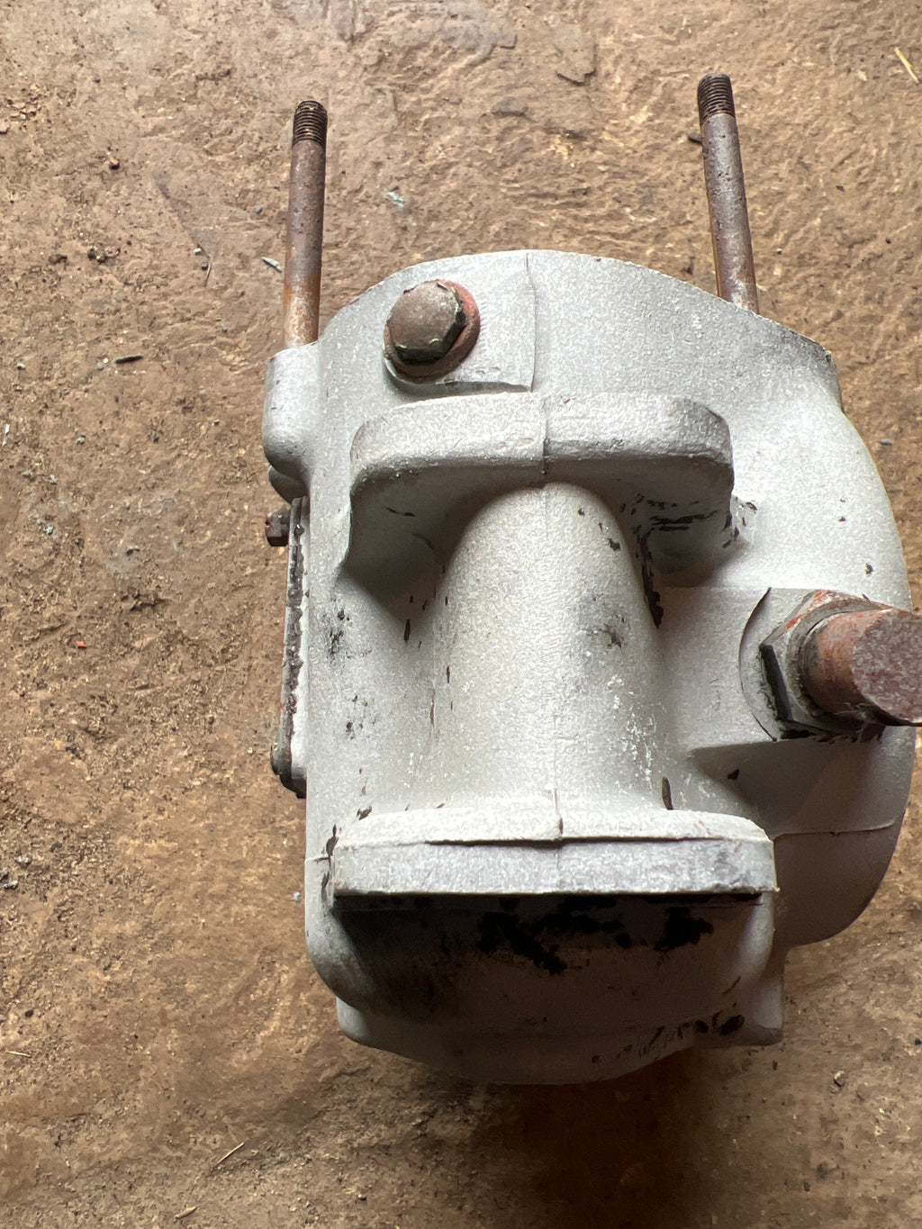BSA 350 500 650 swinging arm 4 speed gearbox shell
