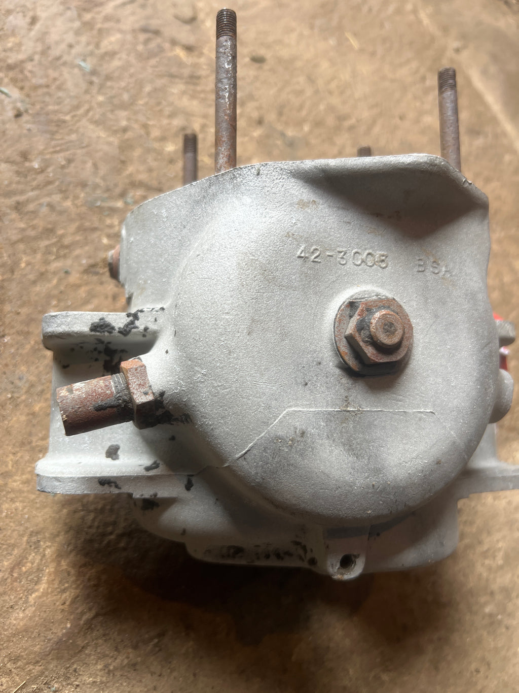 BSA 350 500 650 swinging arm 4 speed gearbox shell