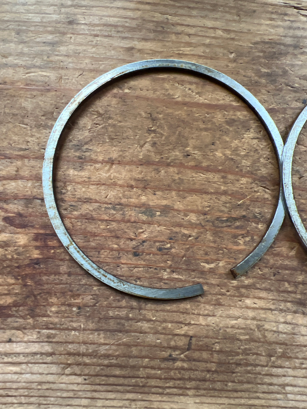 Norton 490cc singles 16H ES2 Inter 18, 500T, 30  compression rings