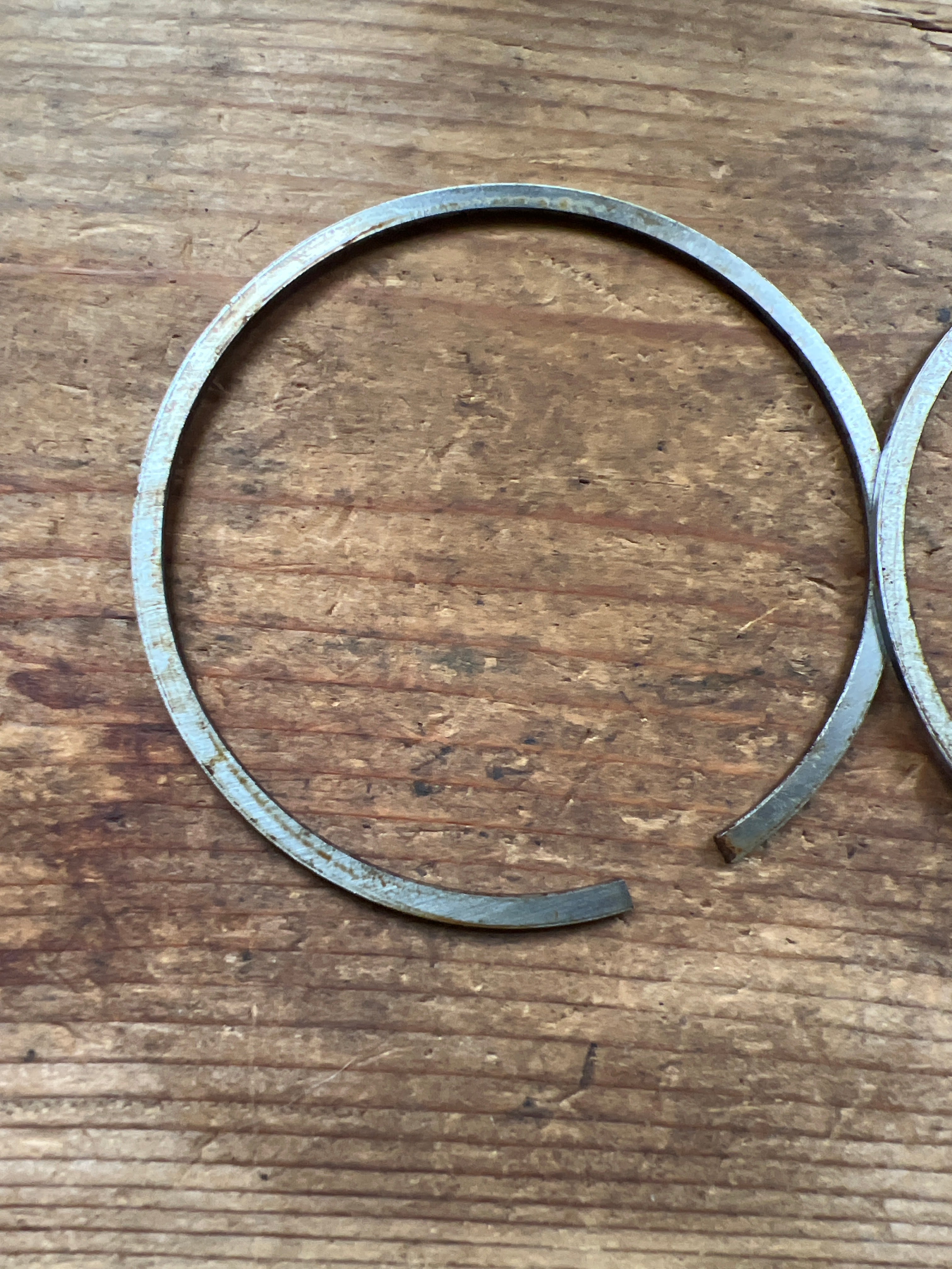 Norton 490cc singles 16H ES2 Inter 18, 500T, 30  compression rings