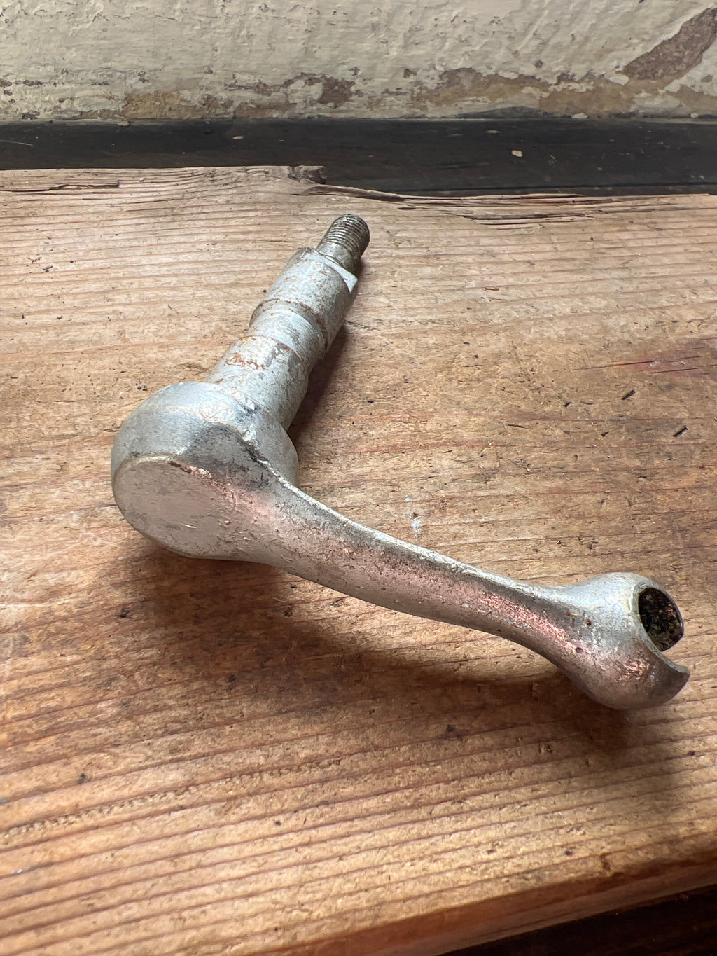 Ariel alloy hub swinging arm brake lever and cam spindle 4250-56