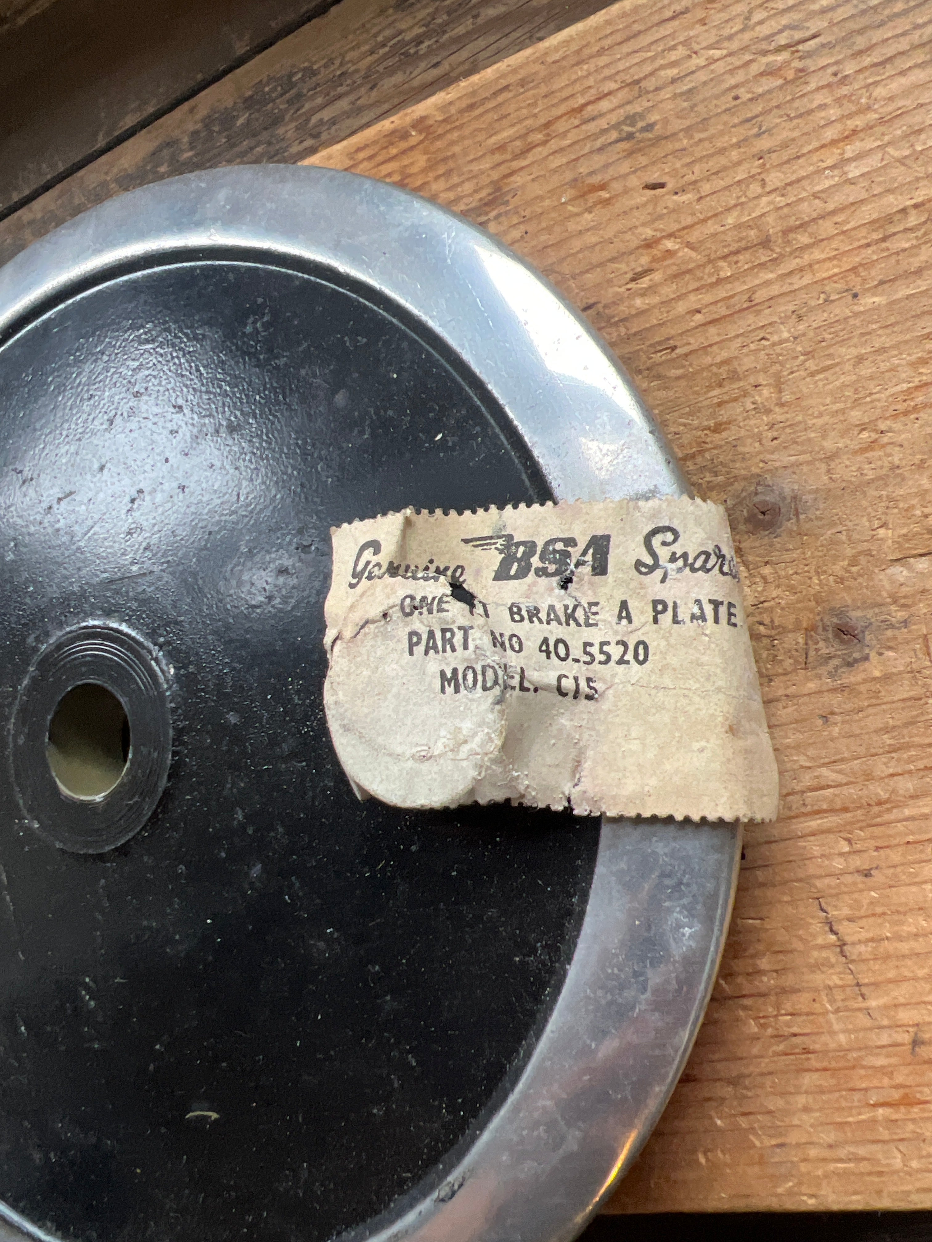 BSA C15 40-5520 front brake plate NOS
