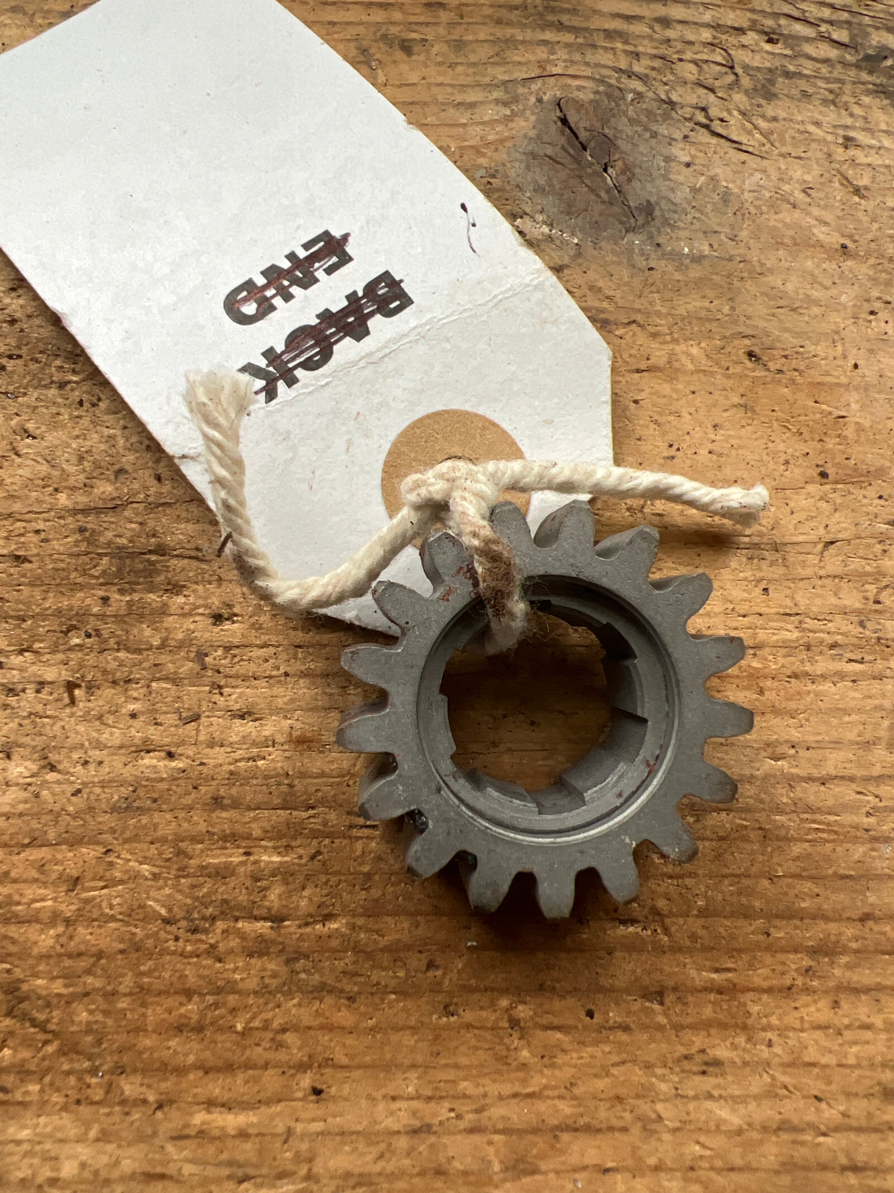 Triumph Tiger Cub Gearbox Layshaft high gear 17 Tooth NOS